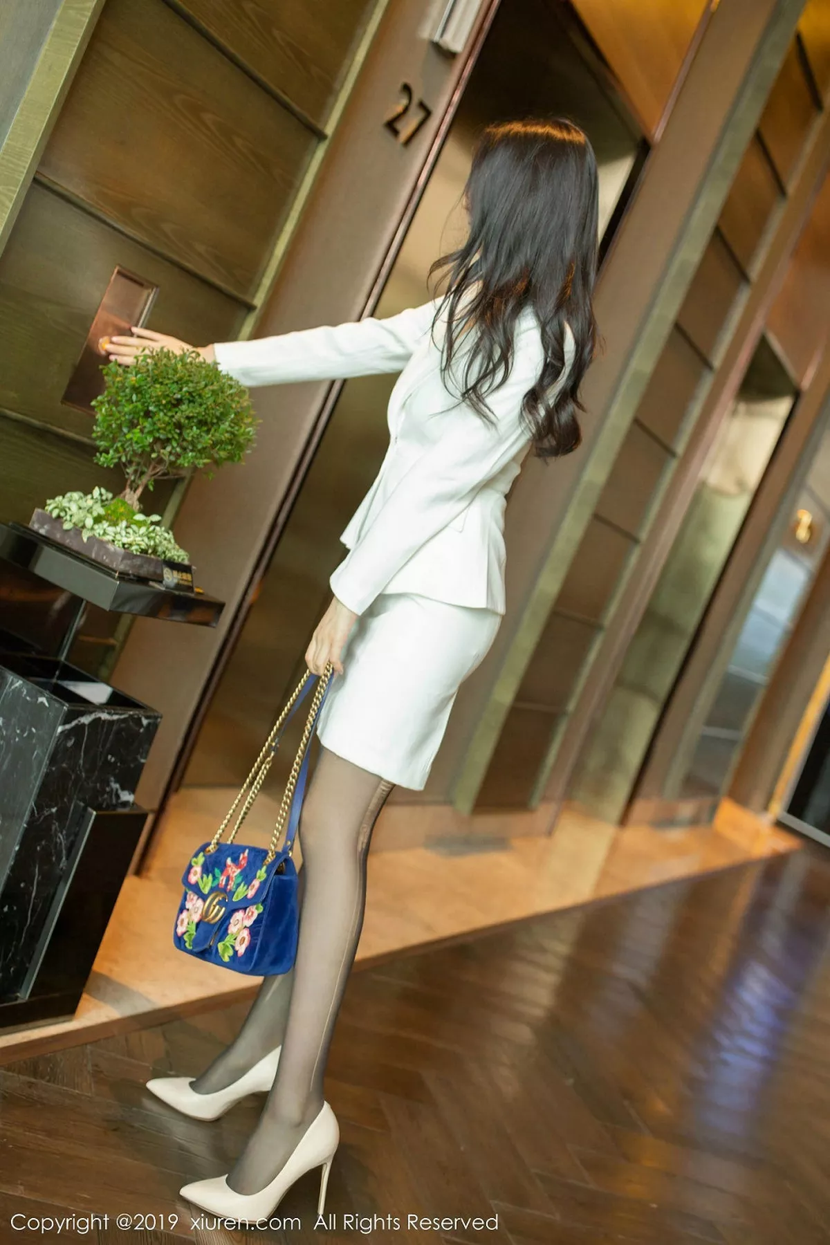 秀人集.com_[XiuRen秀人网]No.1821_嫩模Angela小热巴私房秘书装主题露黑色蕾丝内衣诱惑写真67P