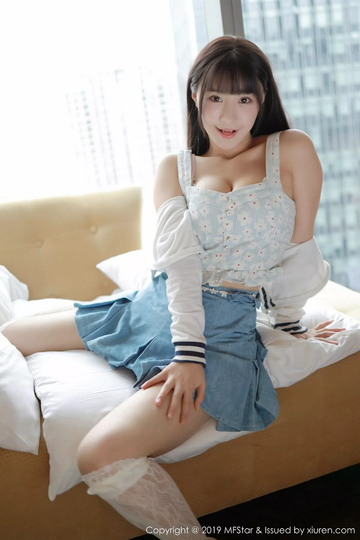 秀人集.com_[MFStar模范学院]Vol.233_女神Flower朱可儿私房半脱露粉色内衣秀豪乳诱惑写真77P