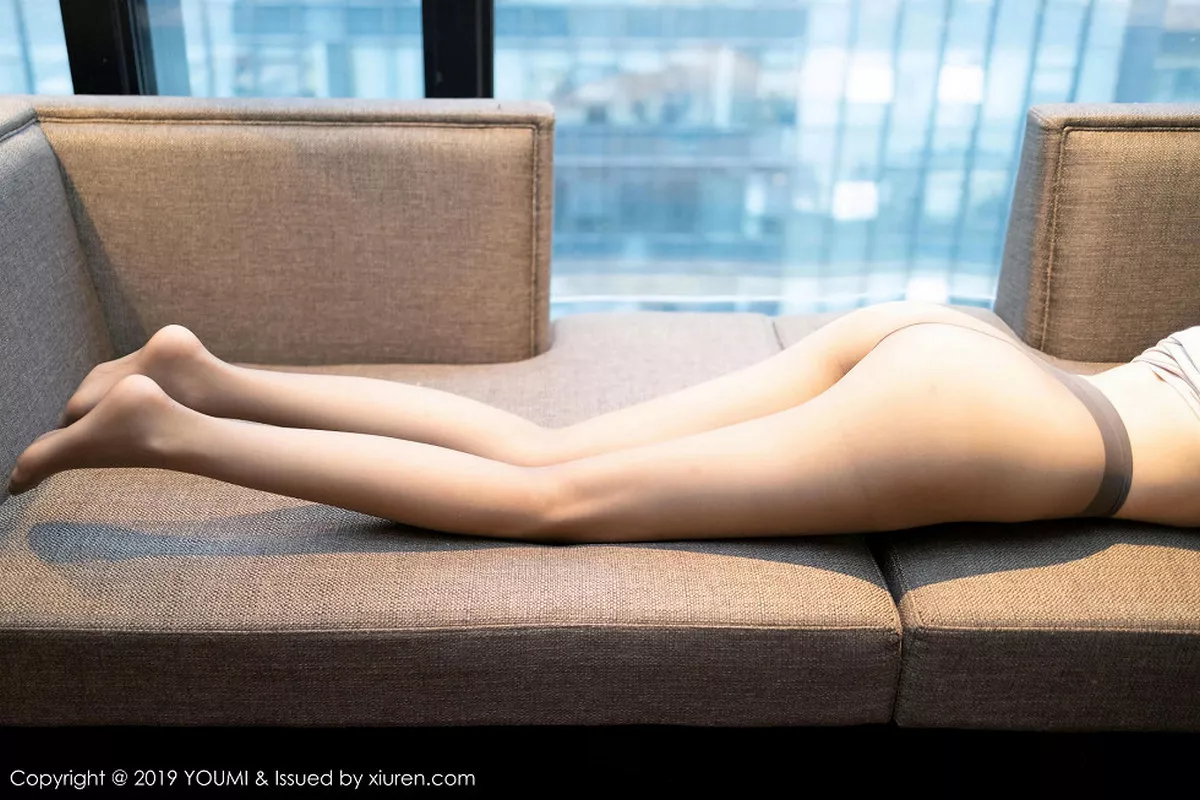 秀人集.com_[YouMi尤蜜荟]Vol.380_高挑美女葛征Model私房性感吊裙下无内肉丝撩人诱惑写真56P