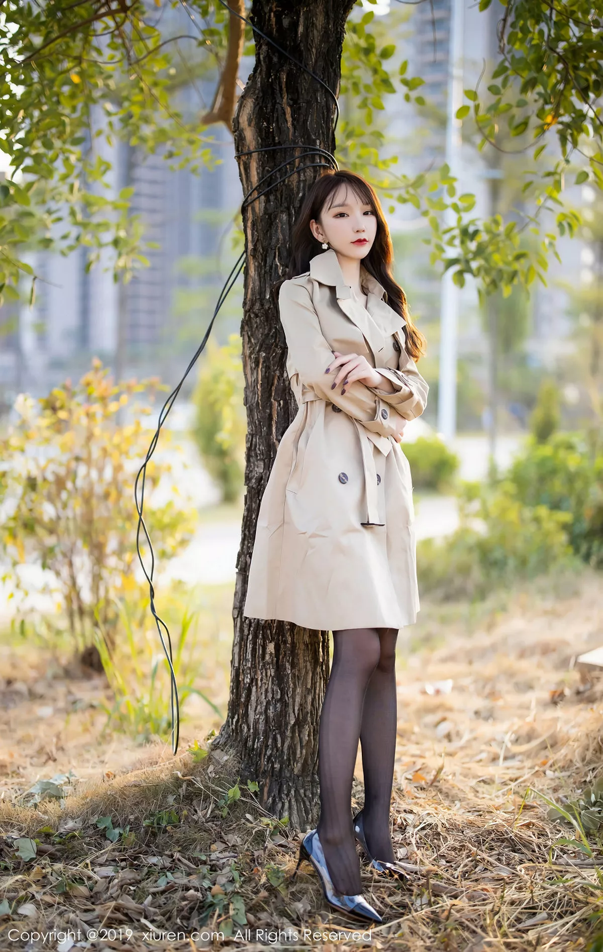 秀人集.com_[XiuRen秀人网]No.1876_女神周于希Sandy户外精致黑色内衣配吊带黑丝袜撩人诱惑写真93P