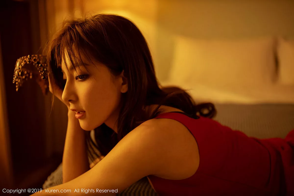 秀人集.com_[XiuRen秀人网]No.1868_嫩模林文文yooki性感红色吊裙全脱露黑色内衣魅惑黑丝写真60P