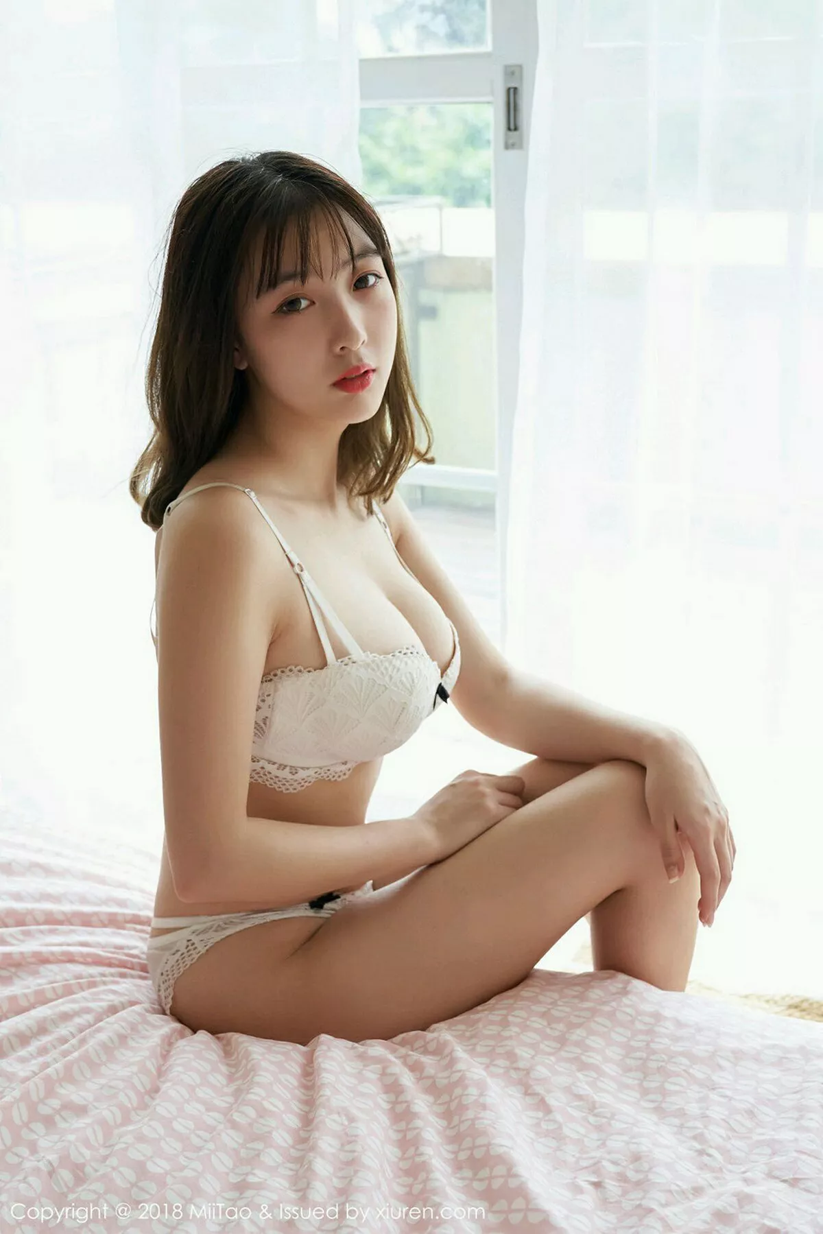 秀人集.com_[MiiTao蜜桃社]Vol.119_嫩模美绪居家床上脱性感内衣露傲人豪乳喷血诱惑写真70P