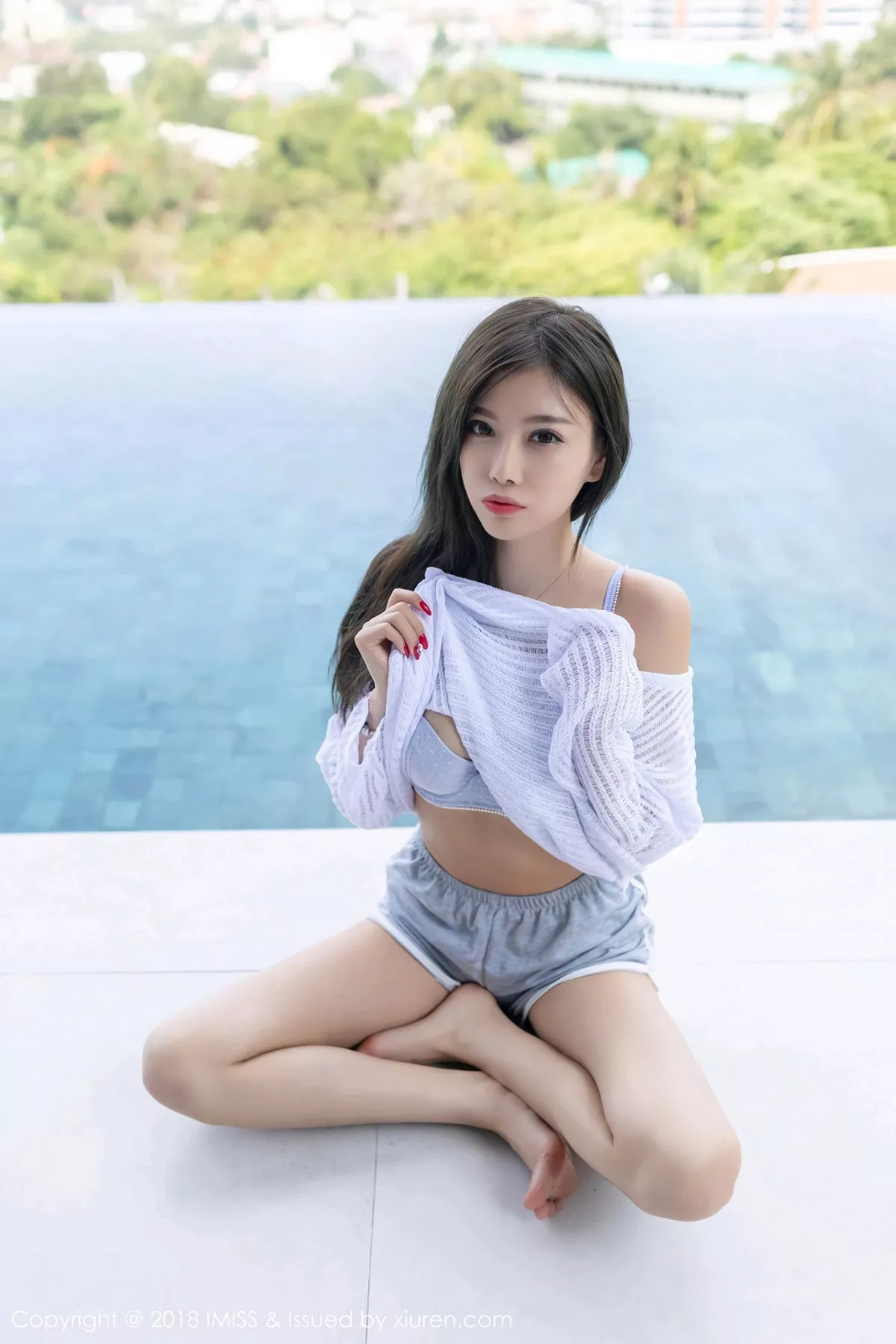 秀人集.com_[IMISS爱蜜社]Vol.311_甜美女神杨晨晨sugar泳池边性感红色比基尼湿身诱惑写真35P