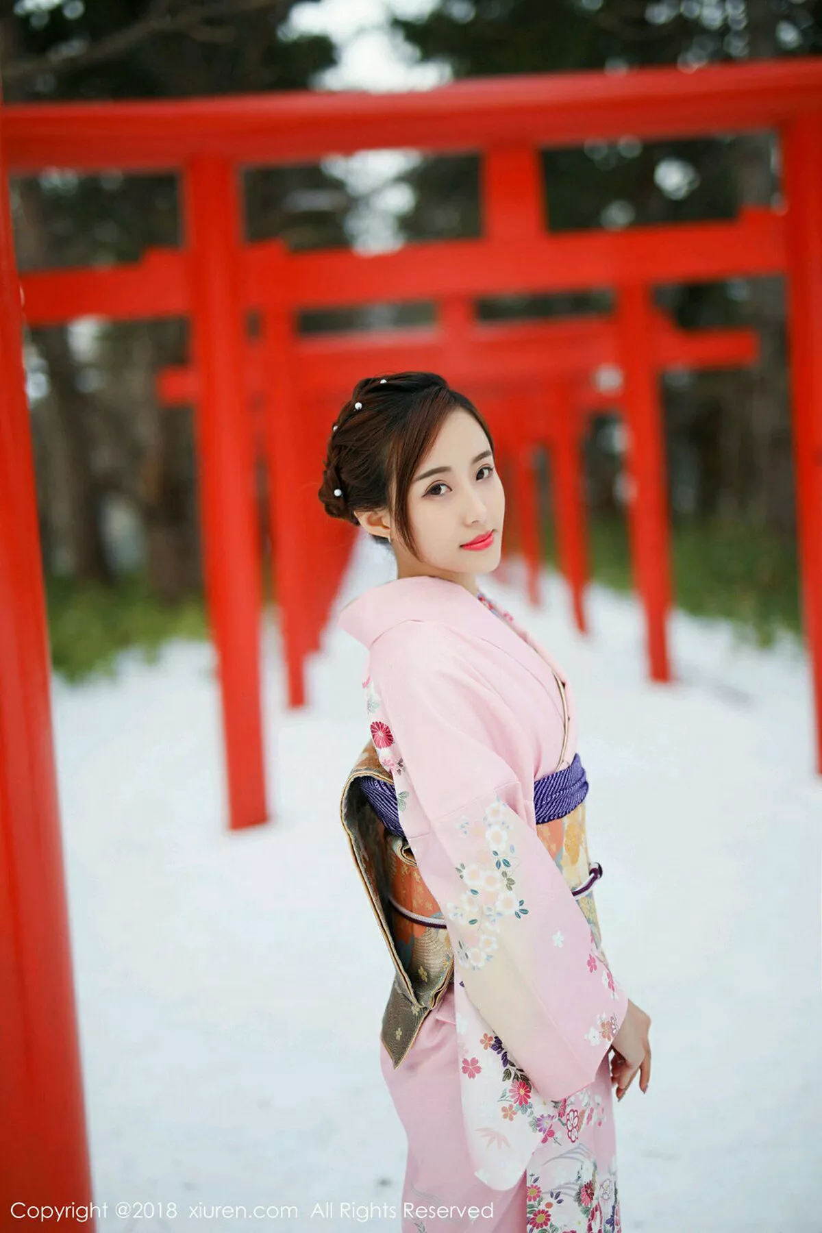 秀人集.com_[XiuRen秀人网]No.1228_美女猫宝北海道旅拍粉色和服+粉色比基尼惹火诱惑写真49P