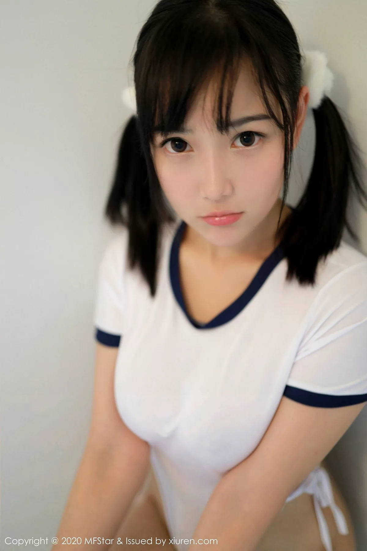 秀人集.com_[MFStar模范学院]Vol.250_嫩模徐微微mia北海道旅拍浴缸里死库水秀巨乳诱惑写真54P