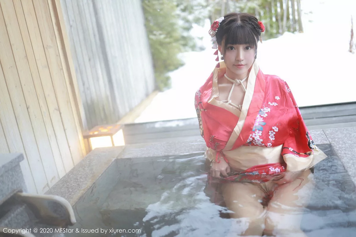 秀人集.com_[MFStar模范学院]Vol.249_女神朱可儿Flower日本旅拍温泉里全裸捆绑艺激情诱惑写真60P