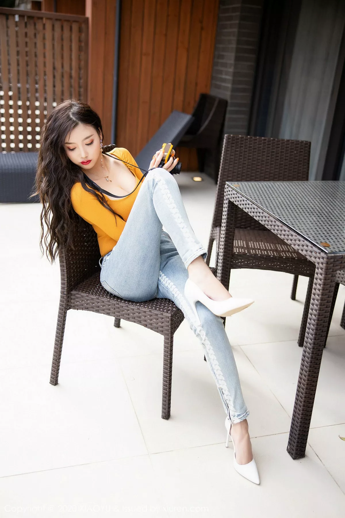 秀人集.com_[XiaoYu画语界]Vol.228_女神杨晨晨sugar济州岛旅拍撩衣真空半露豪乳撩人诱惑写真63P