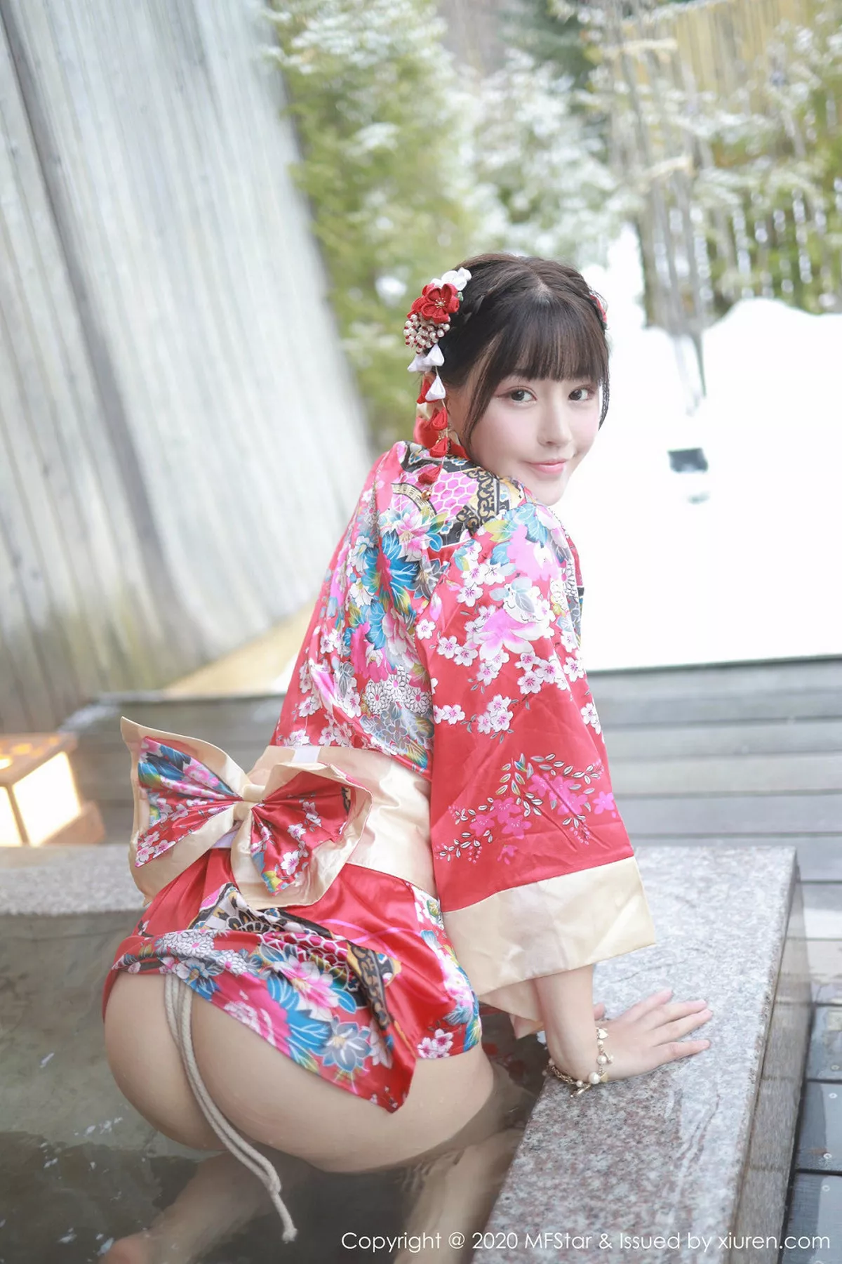 秀人集.com_[MFStar模范学院]Vol.249_女神朱可儿Flower日本旅拍温泉里全裸捆绑艺激情诱惑写真60P