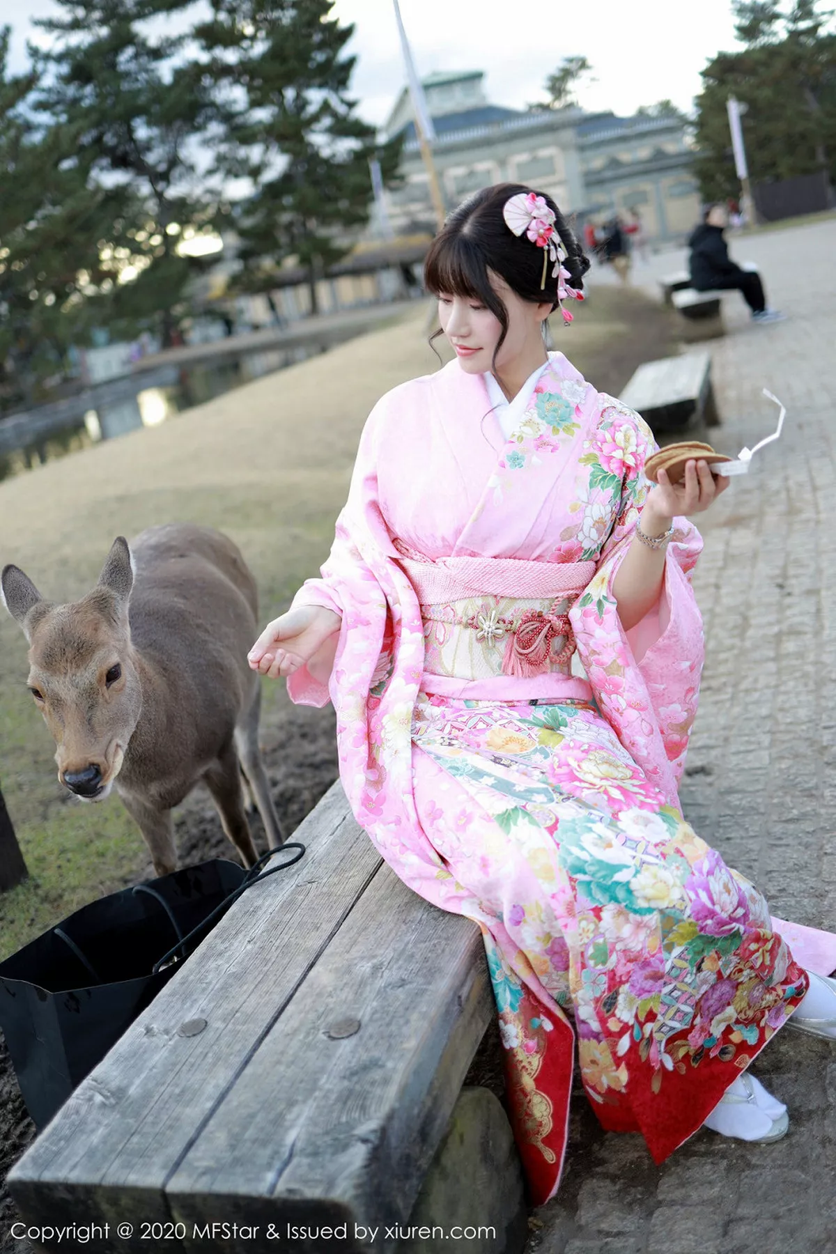 秀人集.com_[MFStar模范学院]Vol.254_女神朱可儿Flower日本旅拍绚丽和服真空秀豪乳诱惑写真75P