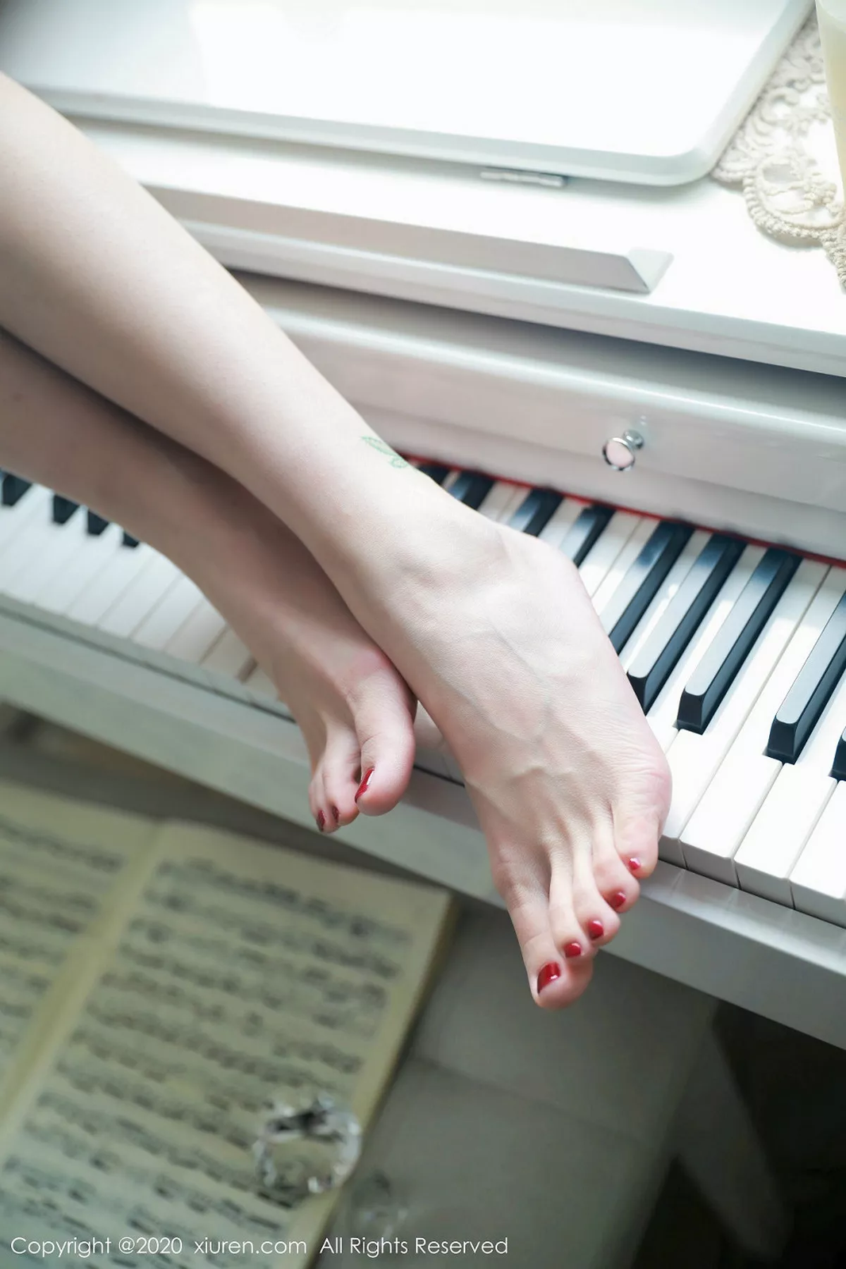 秀人集.com_[XiuRen秀人网]No.1917_嫩模Anran私房性感黑色内衣半脱露豪乳遮点撩人诱惑写真76P