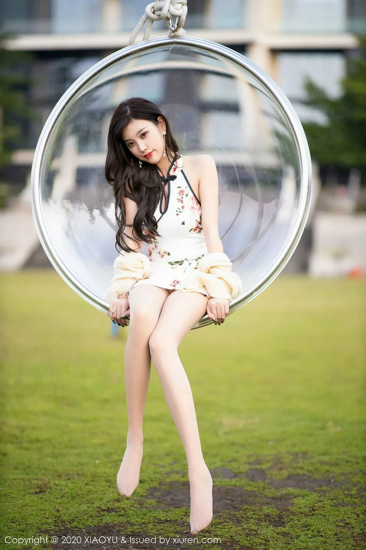 秀人集.com_[XiaoYu画语界]Vol.233_女神杨晨晨室外性感古韵旗袍配超薄肉丝秀美臀玉足诱惑写真140P