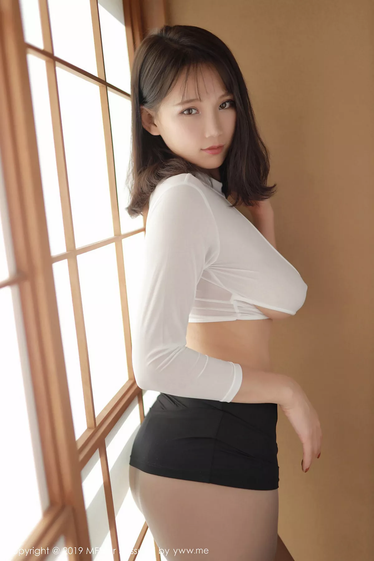 秀人集.com_[MFStar模范学院]Vol.173_女神李可可日本旅拍透视雪纺深V露白嫩豪乳极致诱惑写真50P