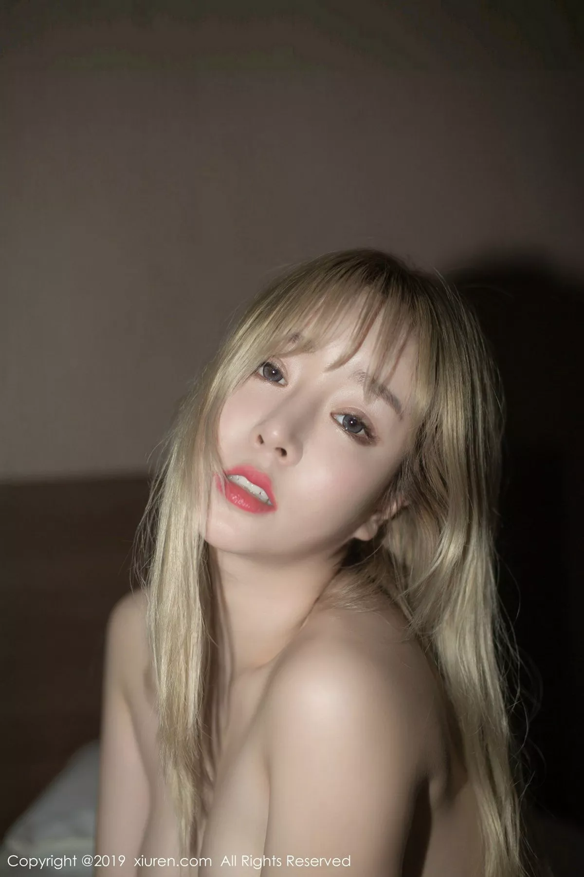 秀人集.com_[XiuRen秀人网]No.1352_女神王雨纯居家床上大尺度全裸秀火辣美体撩人姿势诱惑写真40P