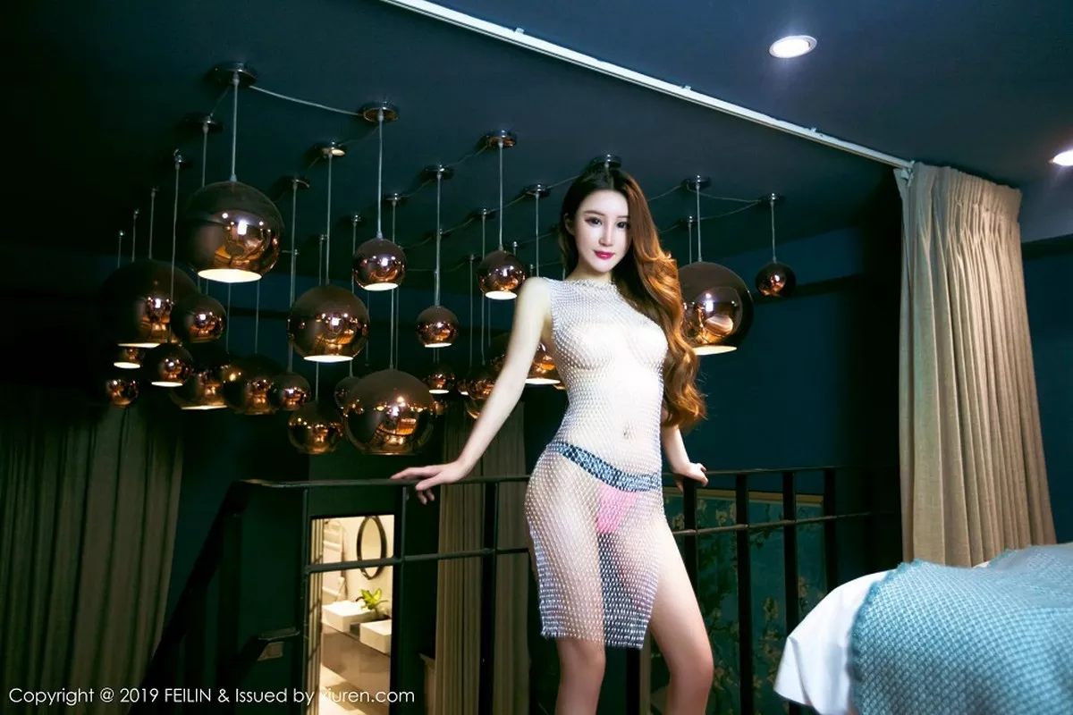 秀人集.com_[FeiLin嗲囡囡]Vol.183_嫩模陈媚儿私房床上白色蕾丝内衣秀完美身材靓丽迷人写真44P