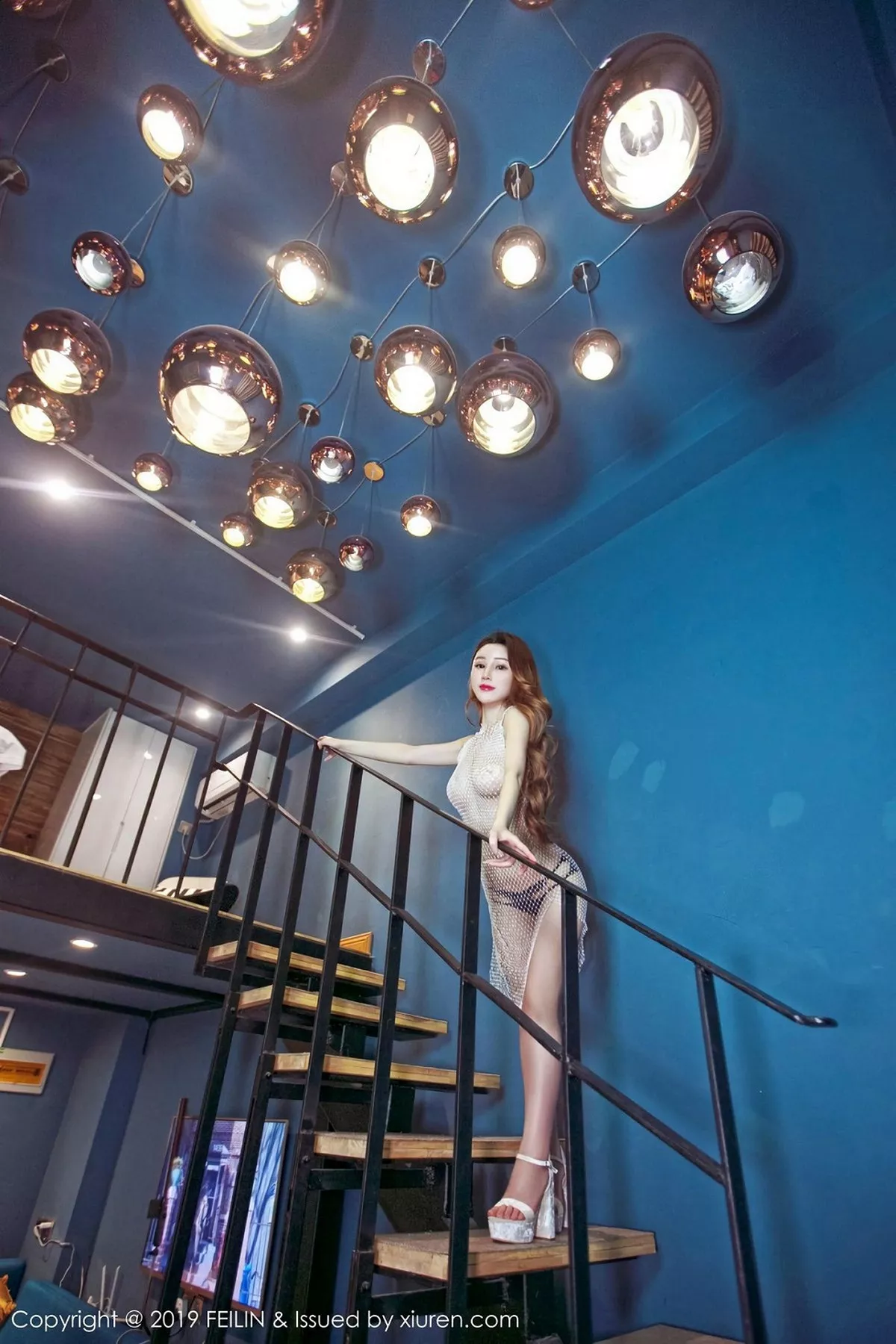 秀人集.com_[FeiLin嗲囡囡]Vol.183_嫩模陈媚儿私房床上白色蕾丝内衣秀完美身材靓丽迷人写真44P