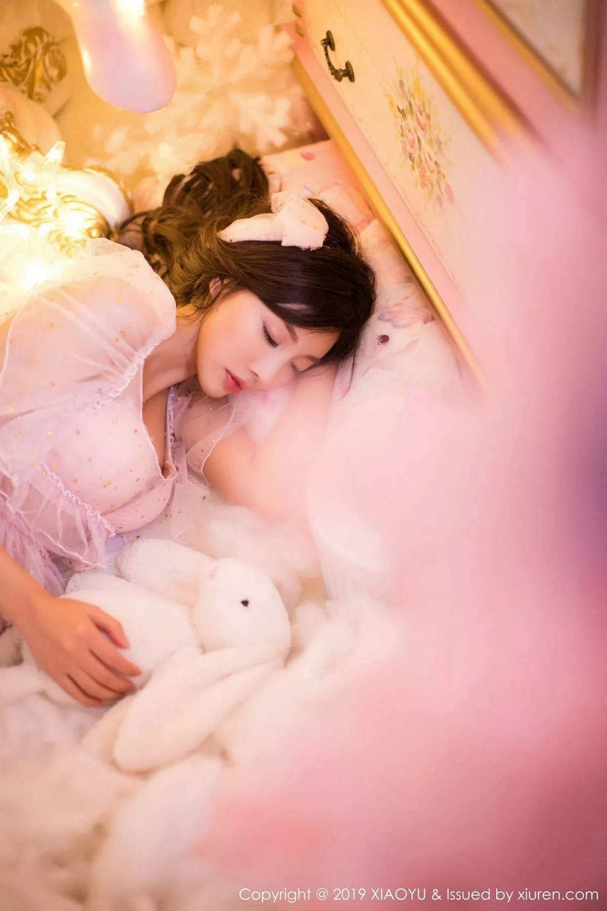 秀人集.com_[XiaoYu画语界]Vol.059_女神杨晨晨sugar圣诞主题性感内衣秀火辣身材诱惑写真45P