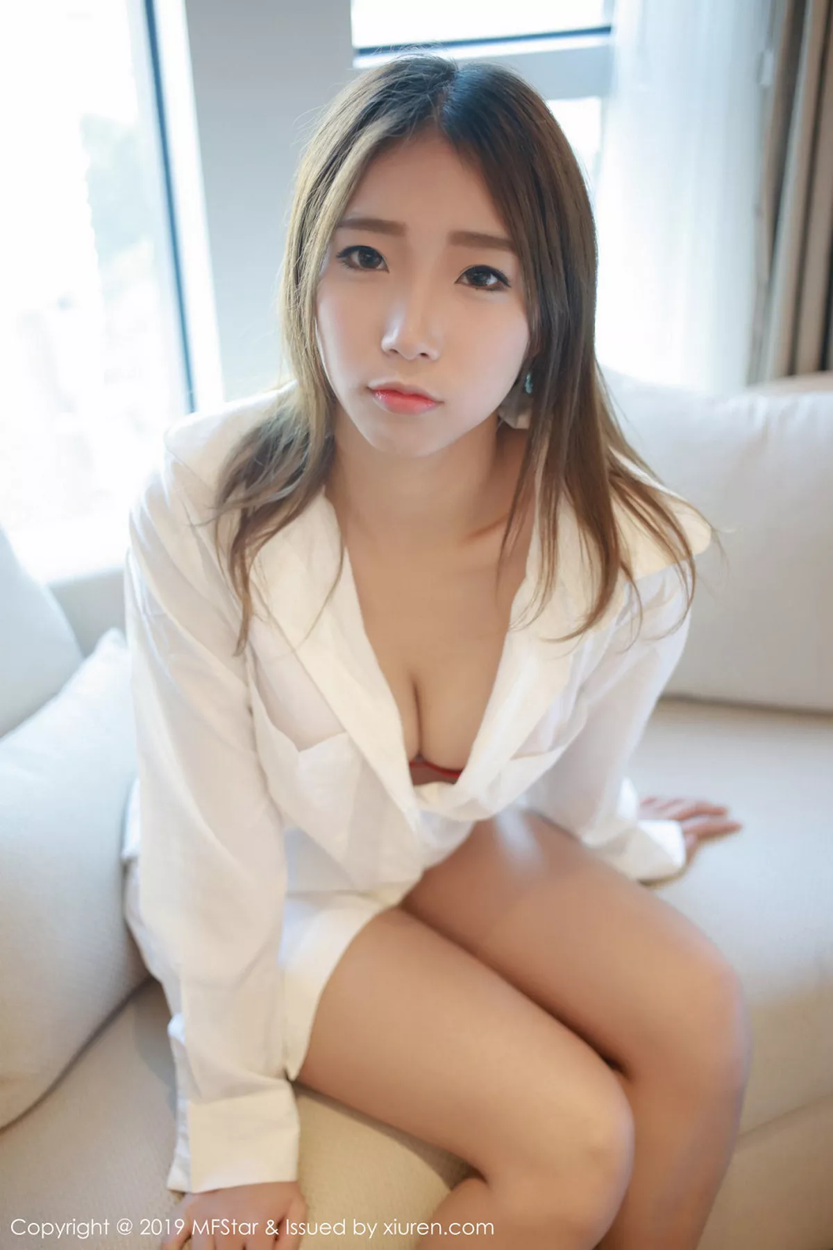 秀人集.com_[MFStar模范学院]Vol.199_嫩模宝儿fox私房红色蕾丝内衣半脱露翘臀惹火诱惑写真41P