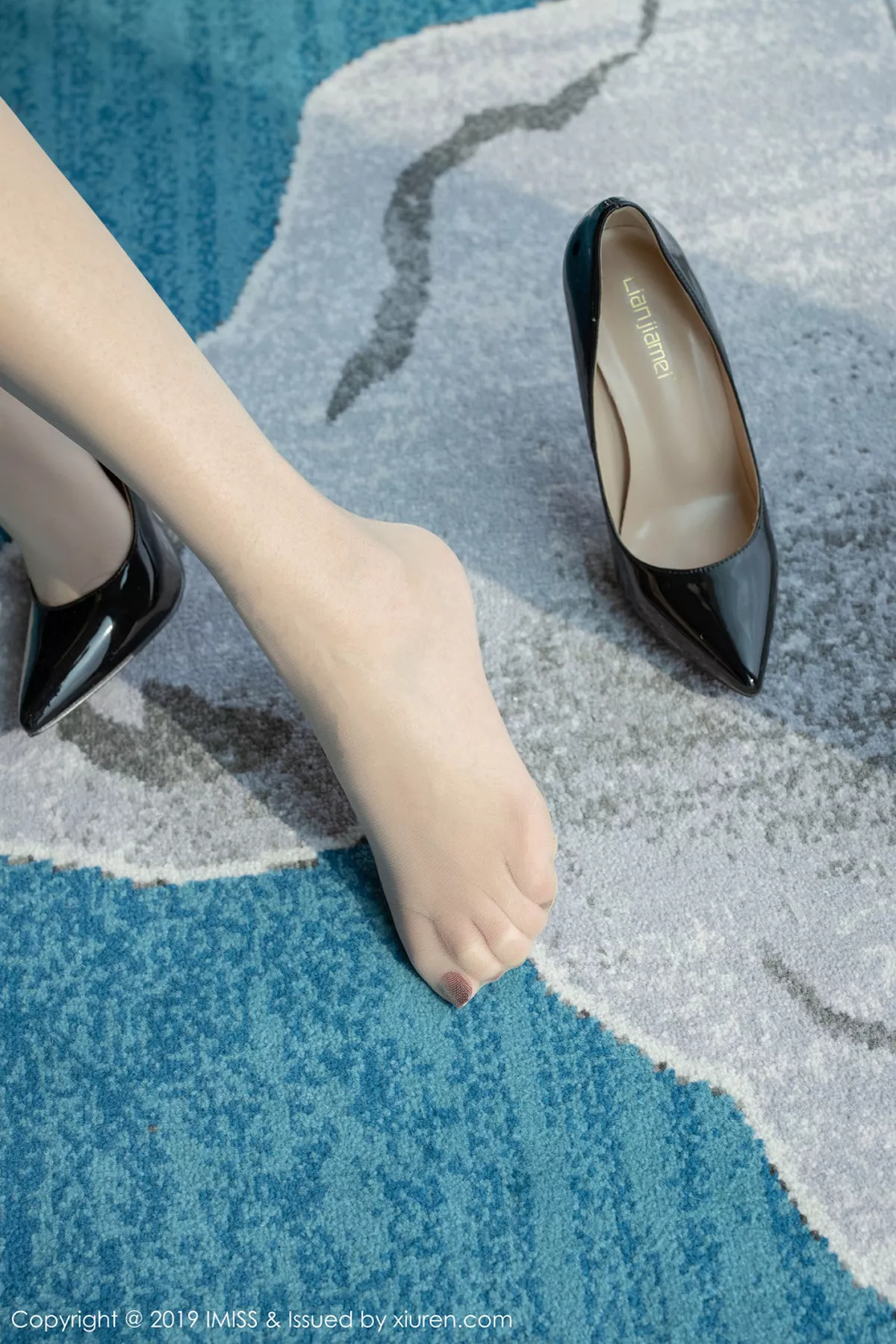 秀人集.com_[IMISS爱蜜社]Vol.346_气质美女Cccil私房性感白色内衣秀魔鬼身材完美诱惑写真52P