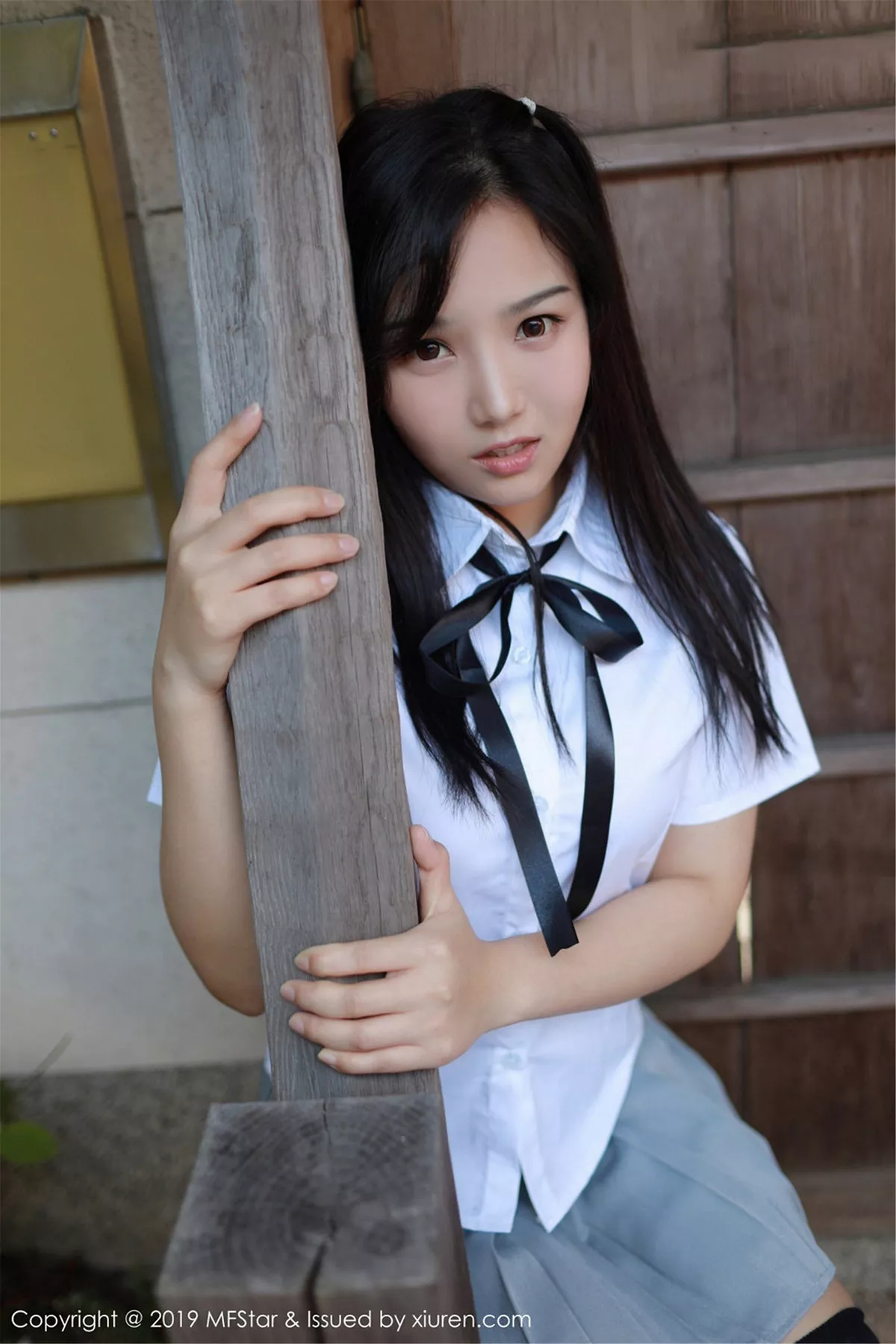 秀人集.com_[MFStar模范学院]Vol.193_女神徐微微miar日本旅拍户外学生JK制服清爽迷人写真40P