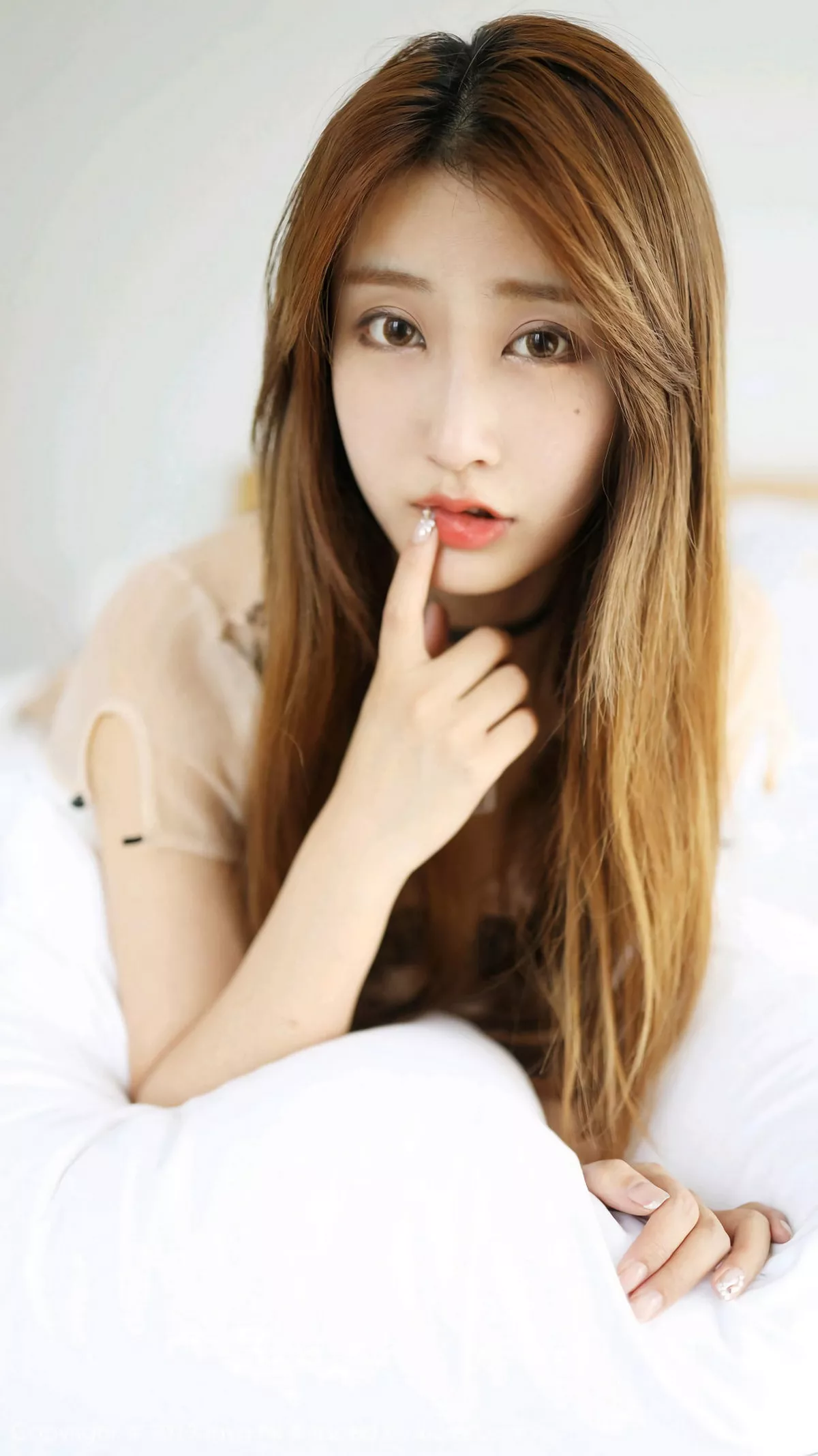 秀人集.com_[MyGirl美媛馆]Vol.375_嫩模奈美nana私房床上薄纱透视内衣配丁字裤惹火诱惑写真63P