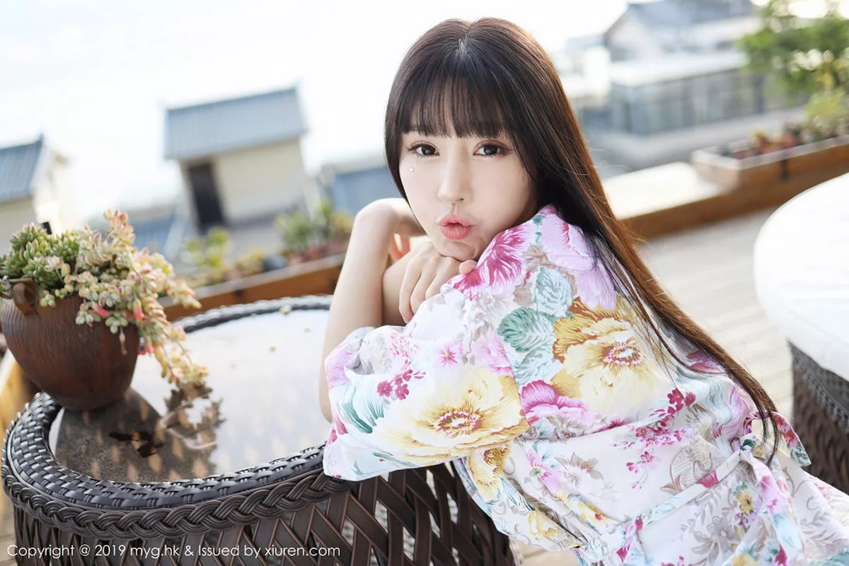 秀人集.com_[MyGirl美媛馆]Vol.373_女神Flower朱可儿大理旅拍户外情趣内衣配白丝袜诱惑写真62P