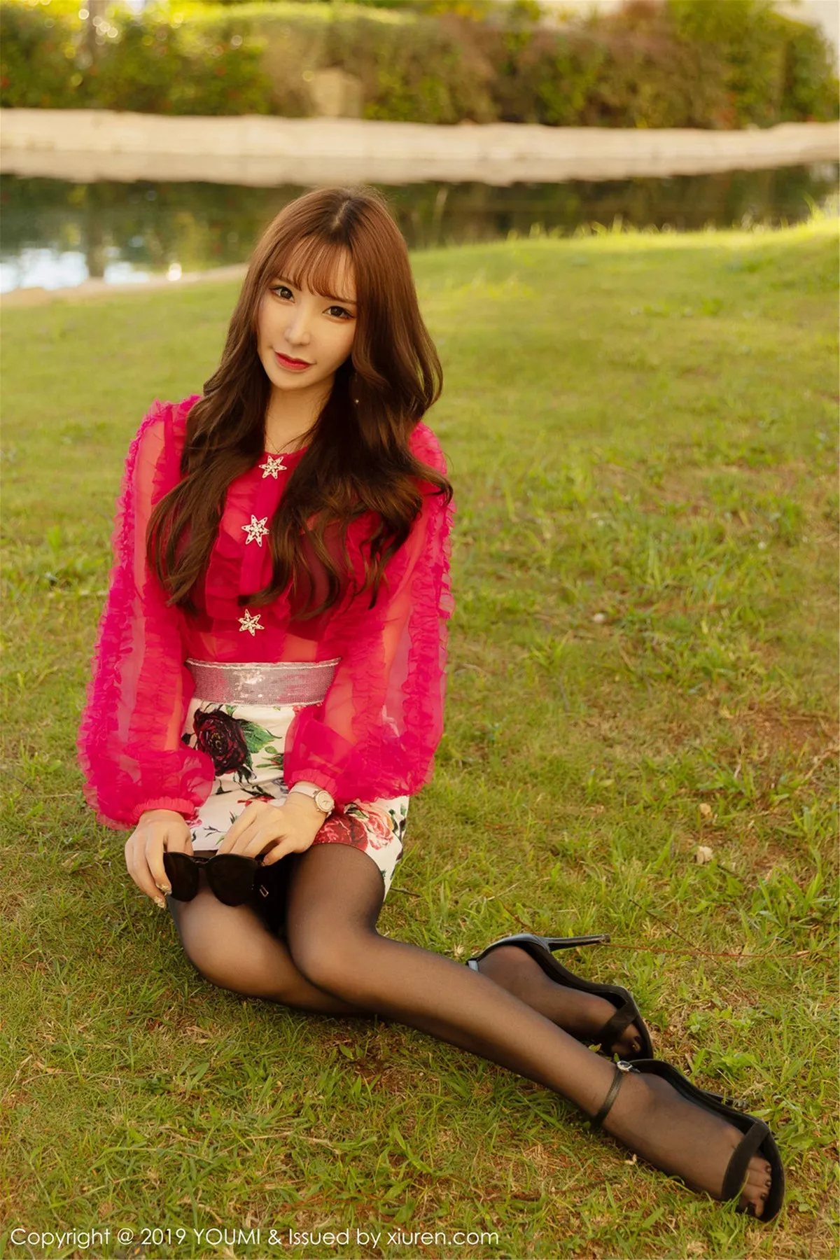 秀人集.com_[YouMi尤蜜荟]Vol.335_女神周于希Sandy私房黑色内衣配吊带蕾丝袜撩人诱惑写真59P