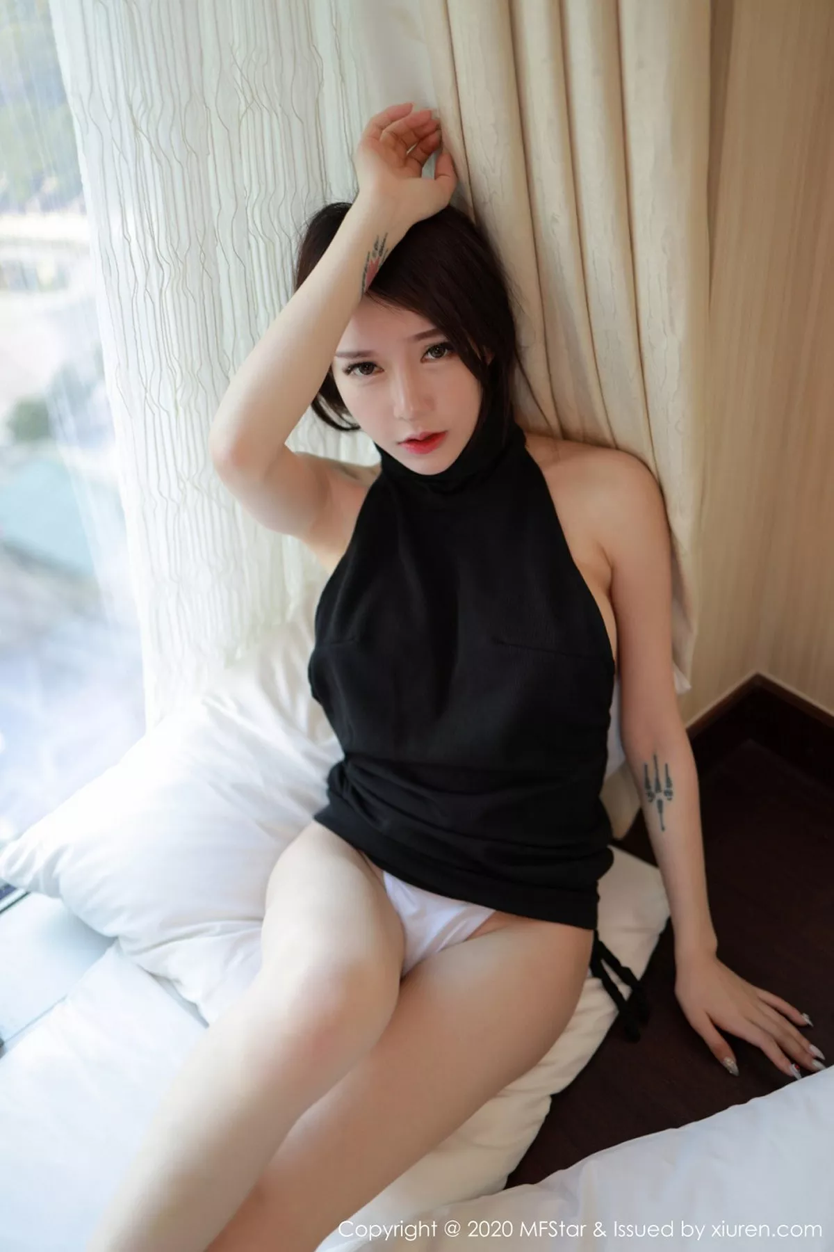 秀人集.com_[MFStar模范学院]Vol.274_嫩模玉兔miki私房黑色开背毛衣侧露豪乳惹火诱惑写真62P