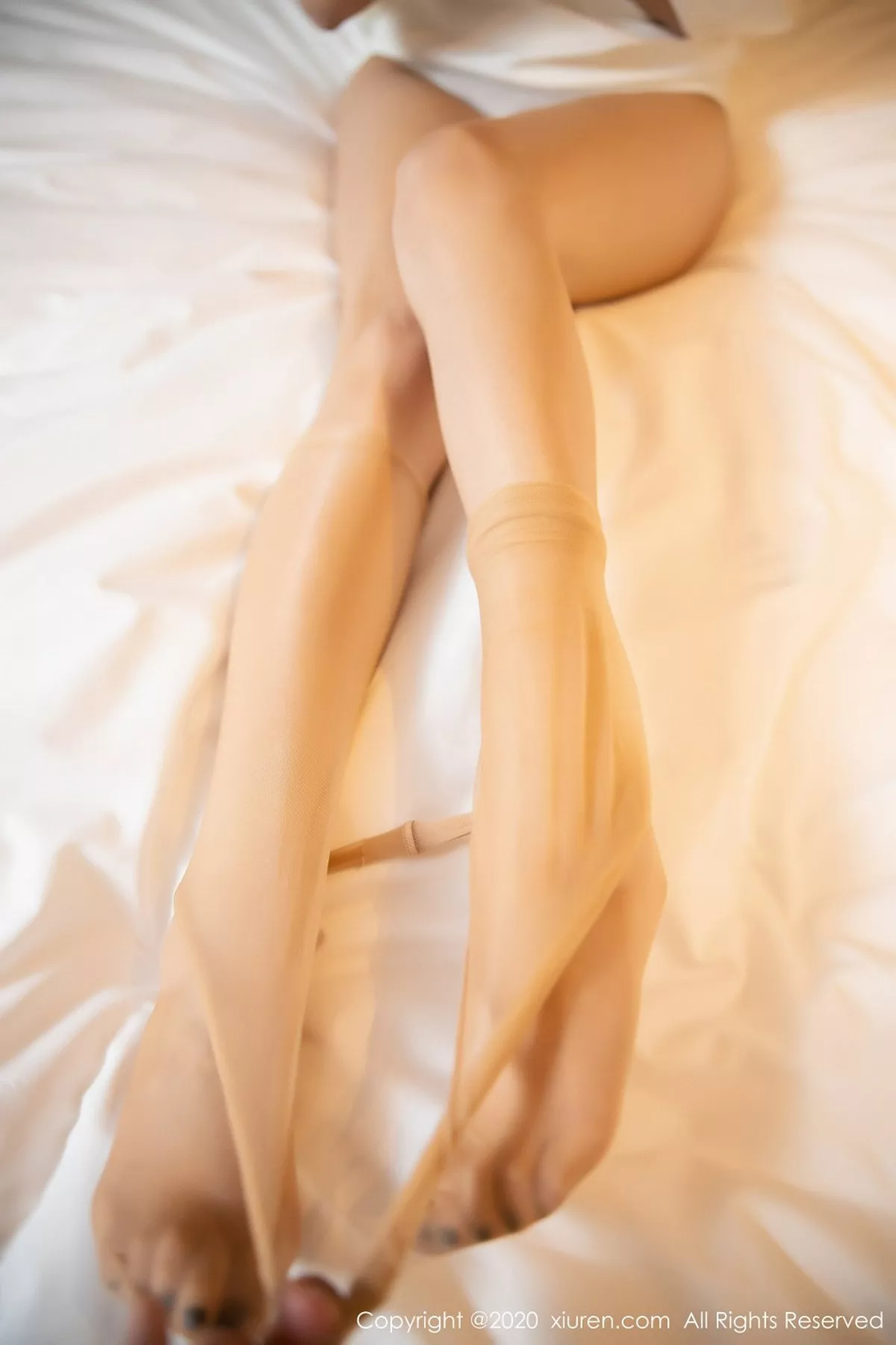 秀人集.com_[XiuRen秀人网]No.2005_女神杨晨晨sugar私房床上性感内衣配超薄肉丝半脱诱惑写真110P