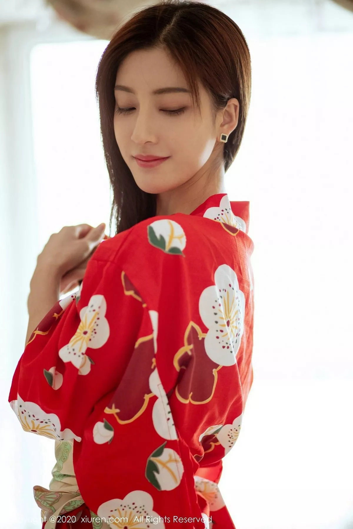 秀人集.com_[XiuRen秀人网]No.2015_嫩模林文文yooki私房鲜艳和服配无内黑丝撩人姿势诱惑写真65P