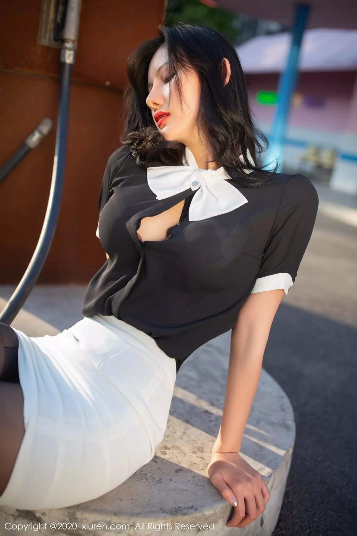 秀人集.com_[XiuRen秀人网]No.2023_嫩模就是阿朱啊加油站主题职业制服半脱露豪乳极致诱惑写真50P