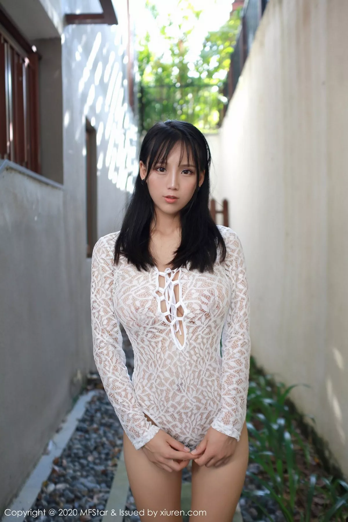 秀人集.com_[MFStar模范学院]Vol.279_嫩模李可可私房白色缕空高叉连体衣透视秀豪乳诱惑写真41P