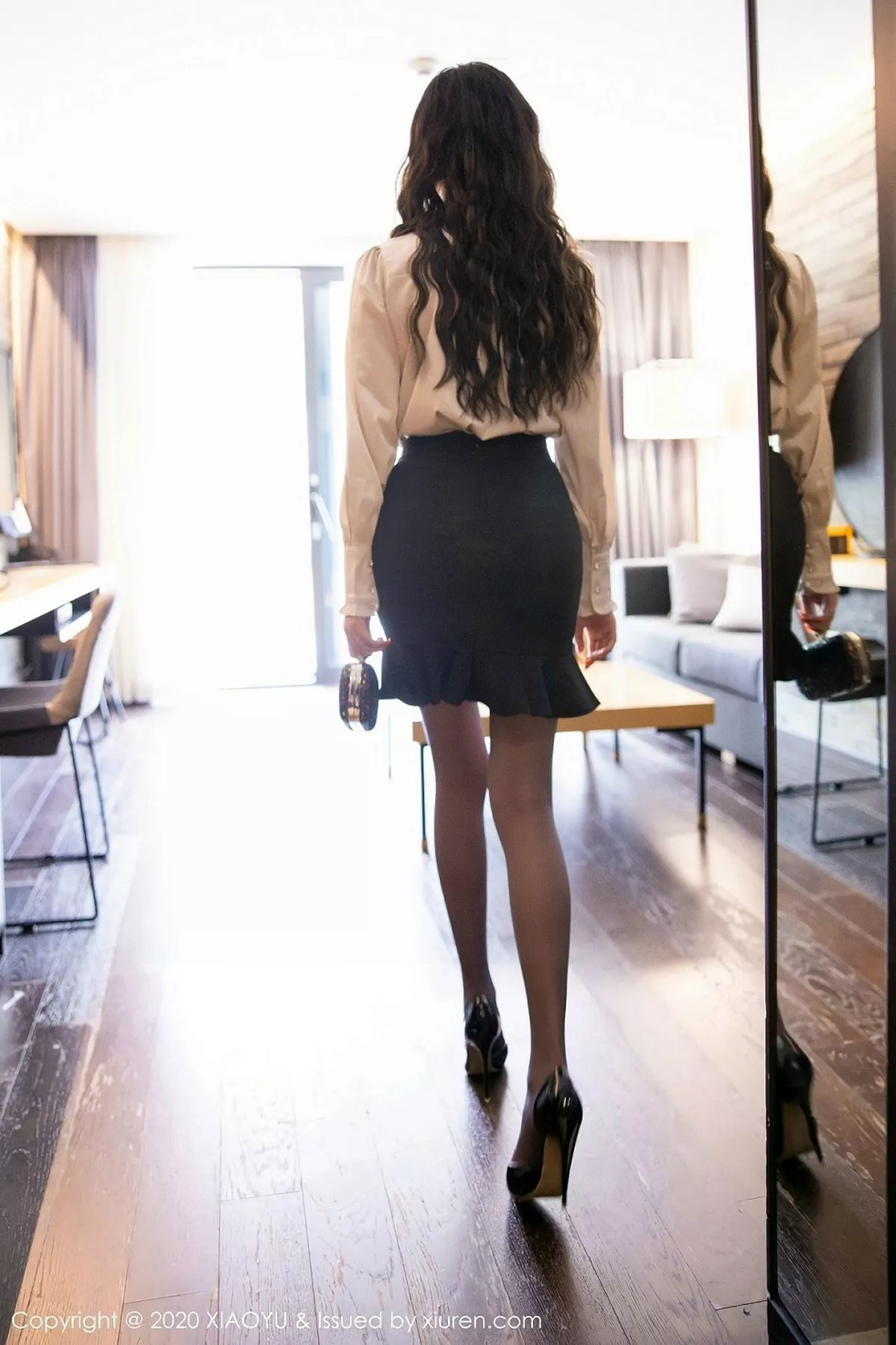 秀人集.com_[XiaoYu画语界]Vol.263_女神杨晨晨sugar济州岛旅拍精致镂空内衣配黑丝袜诱惑写真106P