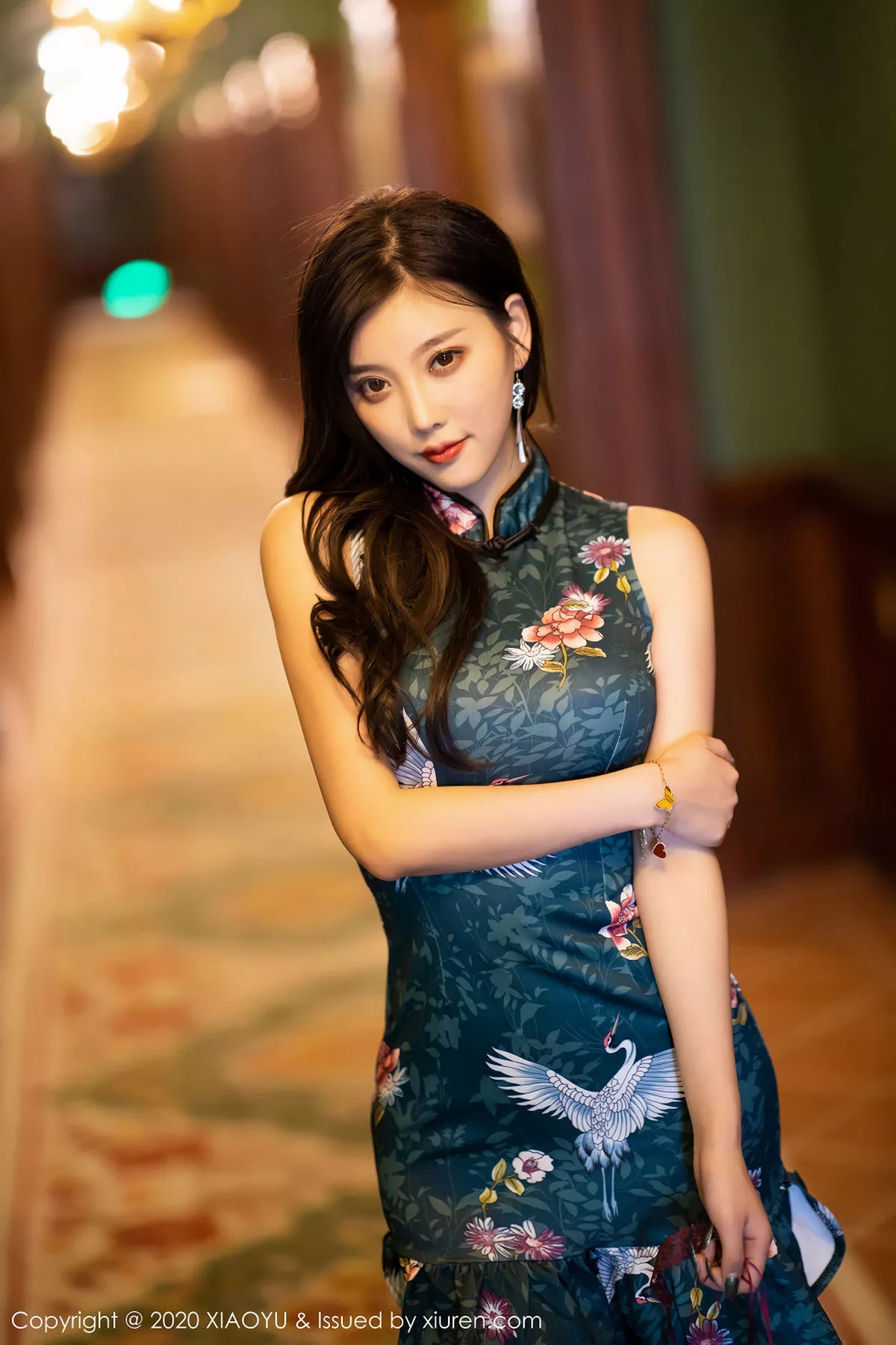 秀人集.com_[XiaoYu画语界]Vol.247_嫩模杨晨晨sugar私房古典旗袍配黑丝裤袜秀美腿诱惑写真90P