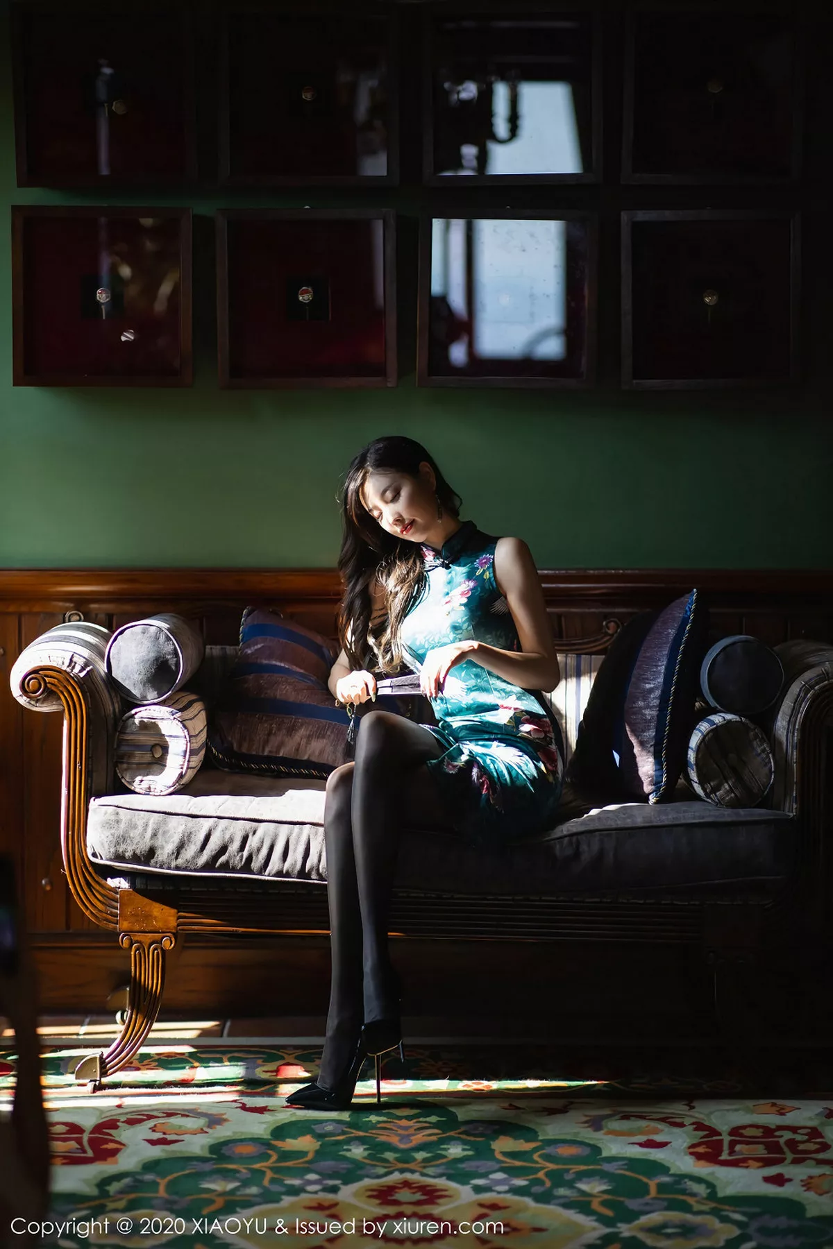 秀人集.com_[XiaoYu画语界]Vol.247_嫩模杨晨晨sugar私房古典旗袍配黑丝裤袜秀美腿诱惑写真90P
