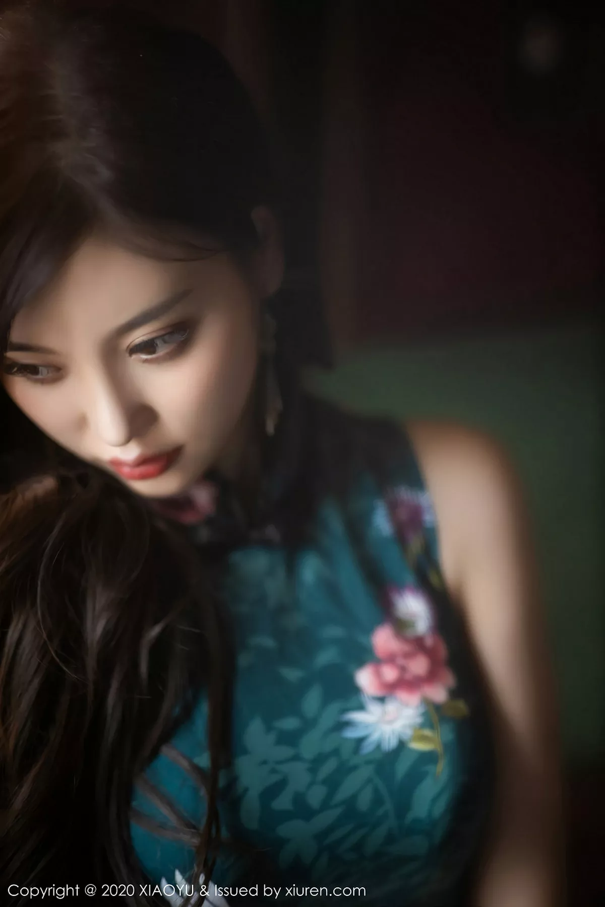 秀人集.com_[XiaoYu画语界]Vol.247_嫩模杨晨晨sugar私房古典旗袍配黑丝裤袜秀美腿诱惑写真90P