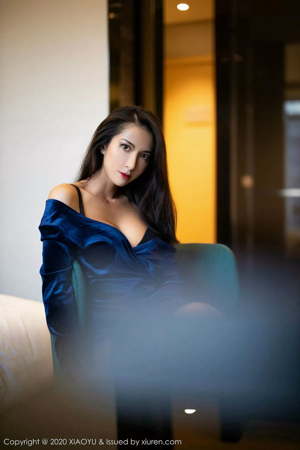 秀人集.com_[XiaoYu画语界]Vol.250_气质女神Carry私房高叉连体衣配超薄黑丝秀美腿诱惑写真100P