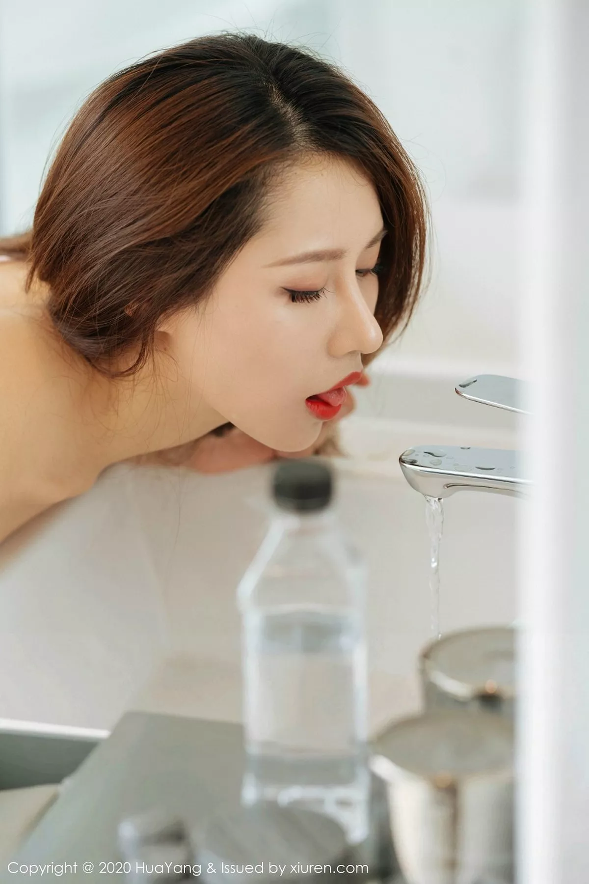 秀人集.com_[HuaYang花漾]Vol.230_嫩模徐安安私房粉色吊带裙配肉丝袜秀完美身材诱惑写真71P