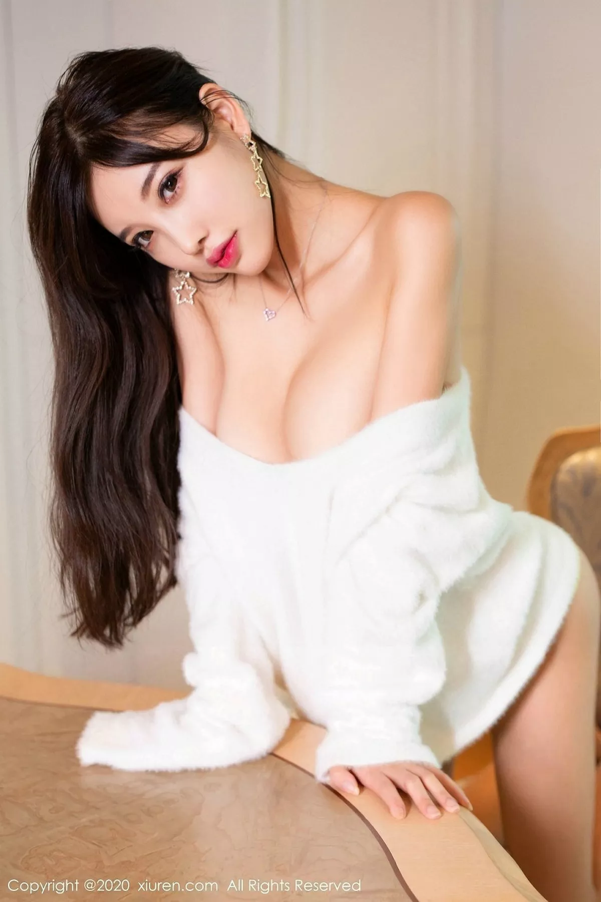 秀人集.com_[XiuRen秀人网]No.2114_女神杨晨晨sugar私房绒毛白色上衣配黄色蕾丝内裤惹火诱惑写真43P