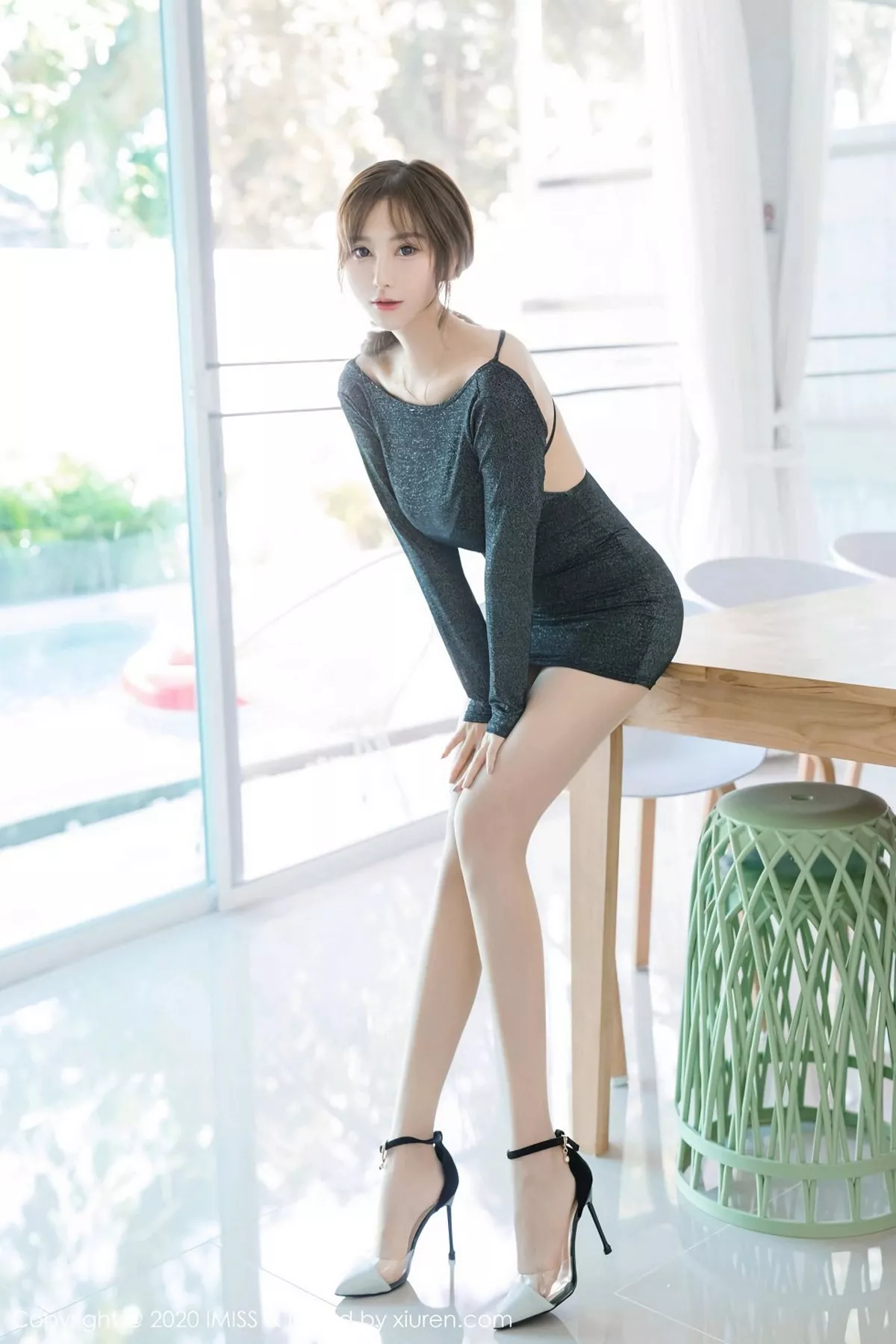 秀人集.com_[IMISS爱蜜社]Vol.455_气质女神Lavinia泰国清迈旅拍私房黑色内衣完美诱惑写真46P