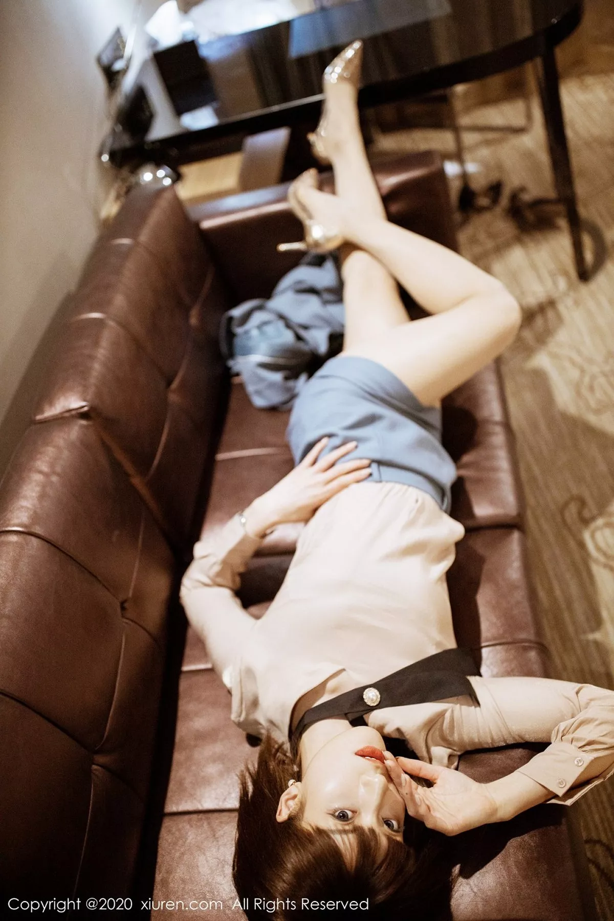 秀人集.com_[XiuRen秀人网]No.2130_嫩模林文文yooki蓝色秘书OL主题半脱露性感内衣诱惑写真68P