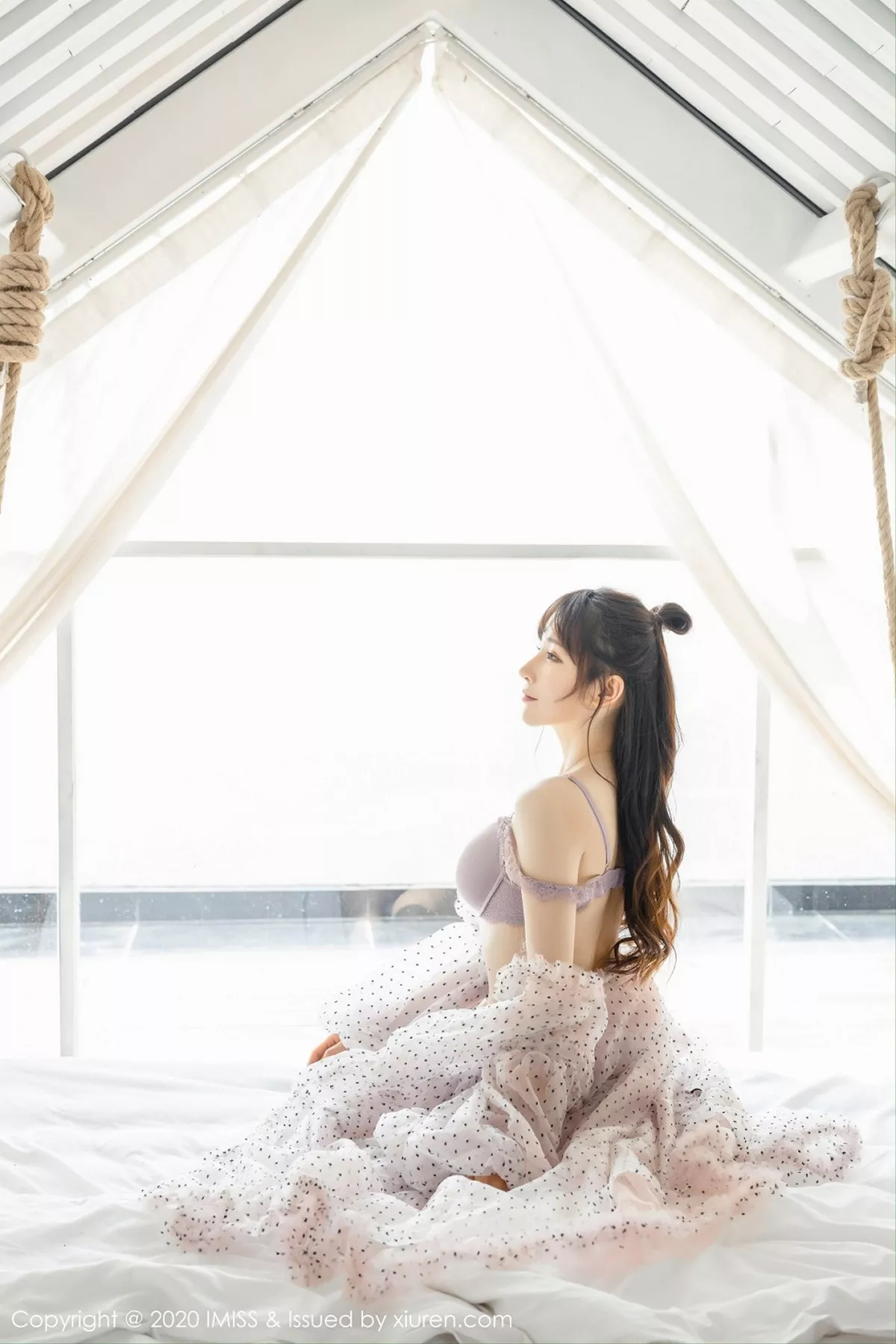 秀人集.com_[IMISS爱蜜社]Vol.457_气质女神Lynn刘奕宁私房超透连身裙露性感内衣撩人诱惑写真52P