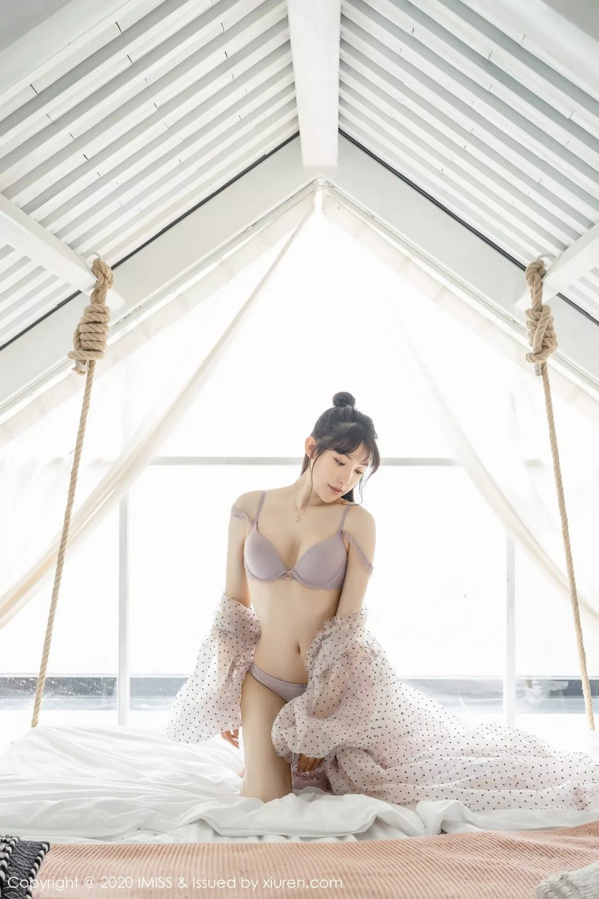 秀人集.com_[IMISS爱蜜社]Vol.457_气质女神Lynn刘奕宁私房超透连身裙露性感内衣撩人诱惑写真52P