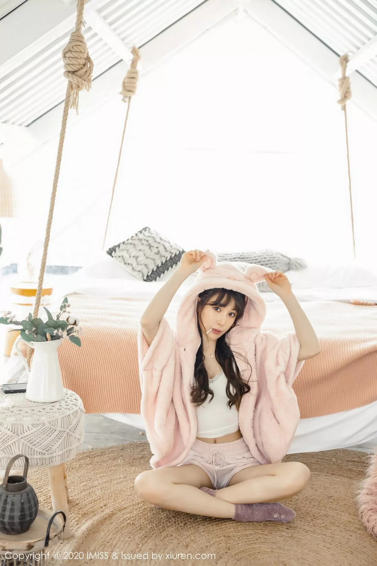 秀人集.com_[IMISS爱蜜社]Vol.457_气质女神Lynn刘奕宁私房超透连身裙露性感内衣撩人诱惑写真52P