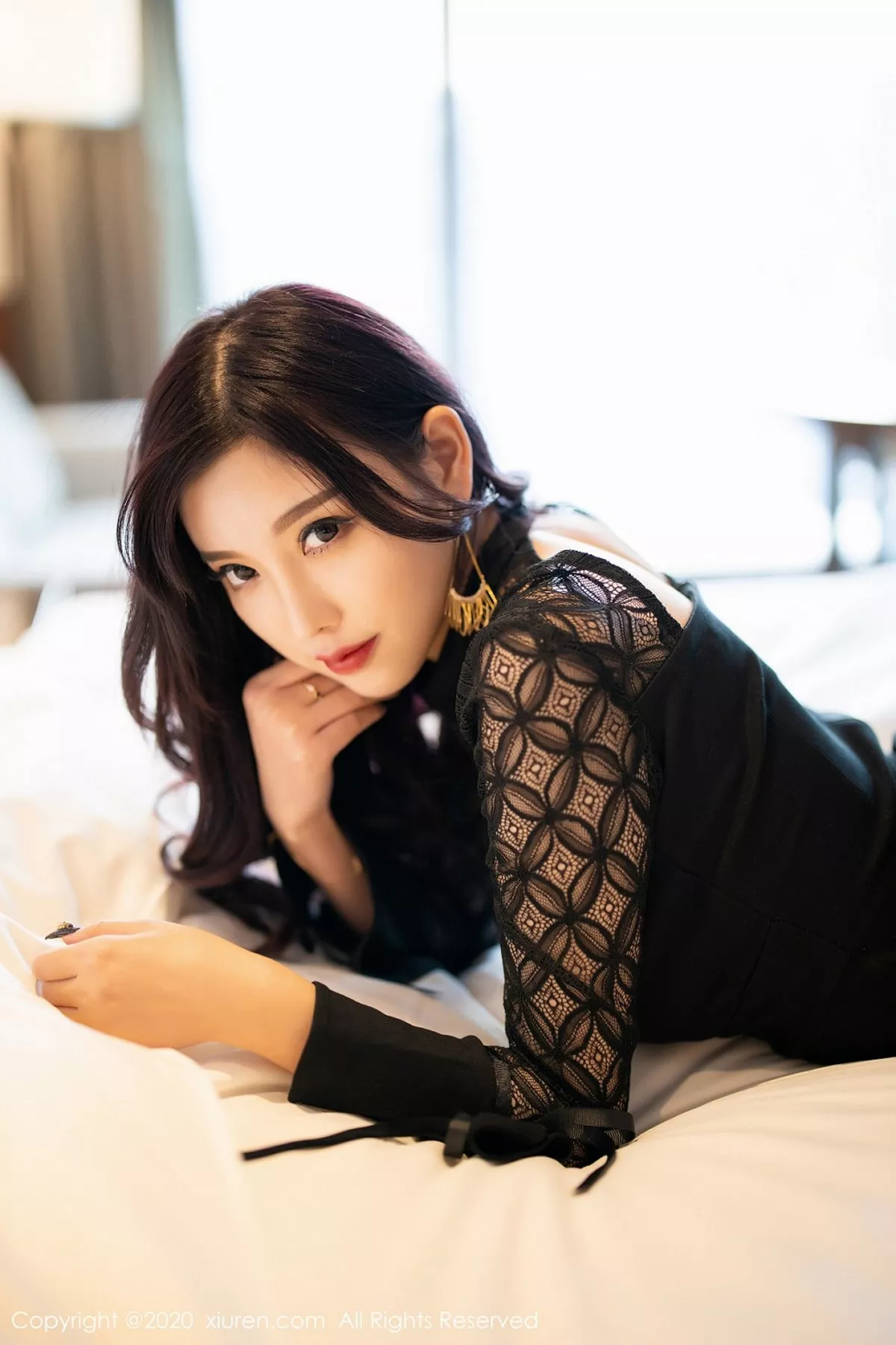 秀人集.com_[XiuRen秀人网]No.2137_女神杨晨晨sugar私房性感内衣配肉丝袜半脱秀翘臀销魂诱惑写真127P