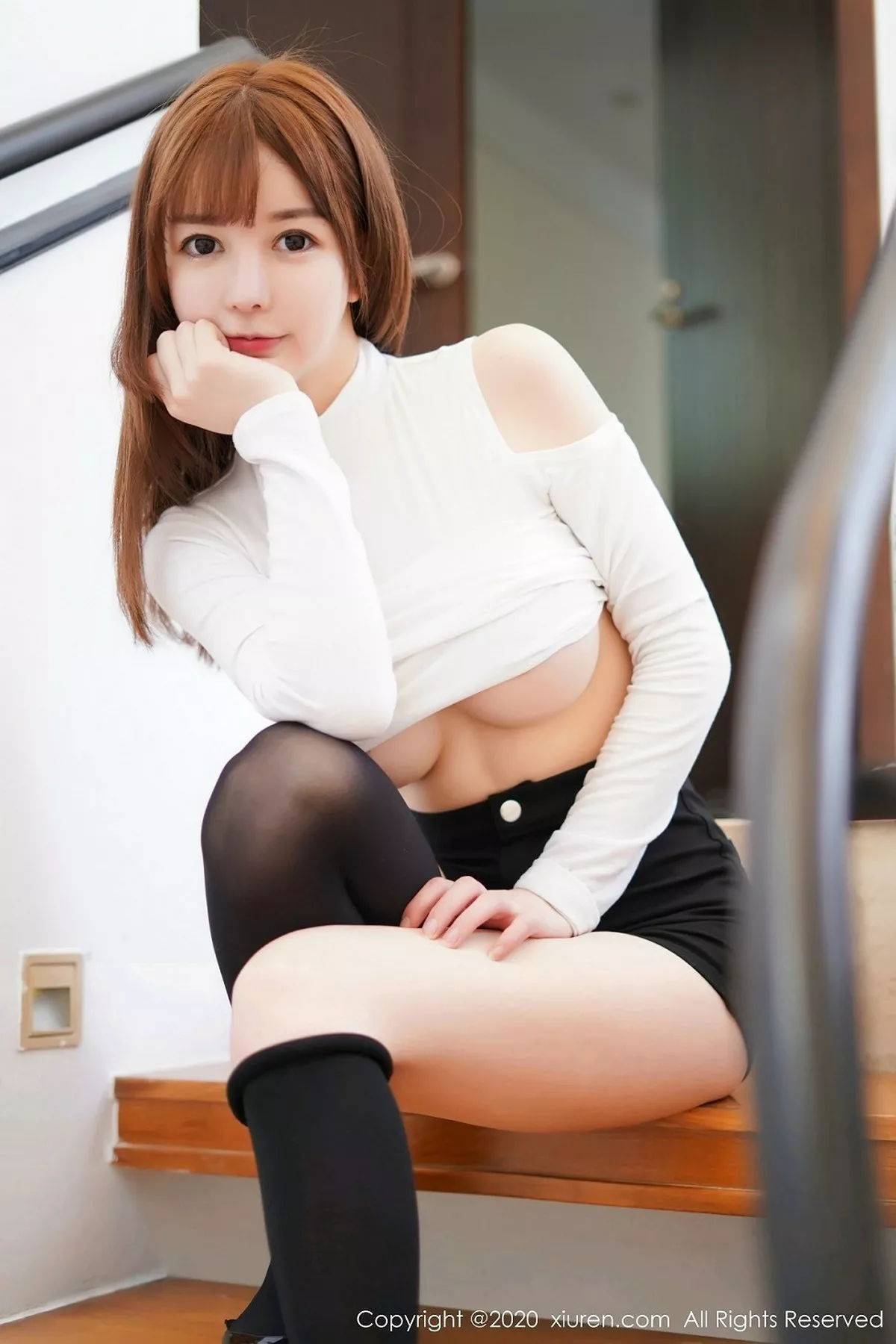 秀人集.com_[XiuRen秀人网]No.2147_嫩模UU酱户外脱黑色外套露魔鬼身材童颜巨乳完美诱惑写真83P