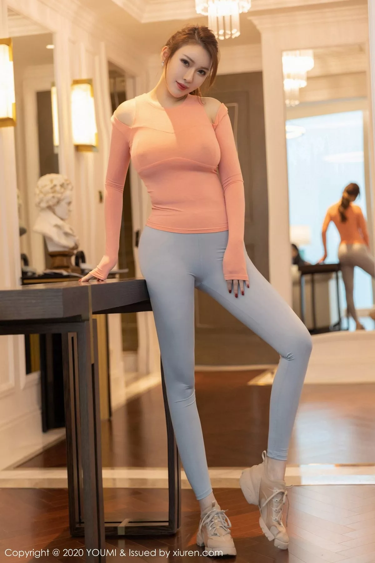 秀人集.com_[YouMi尤蜜荟]Vol.438_女神Egg-尤妮丝私房紧身内衣真空秀美乳激凸极致诱惑写真52P