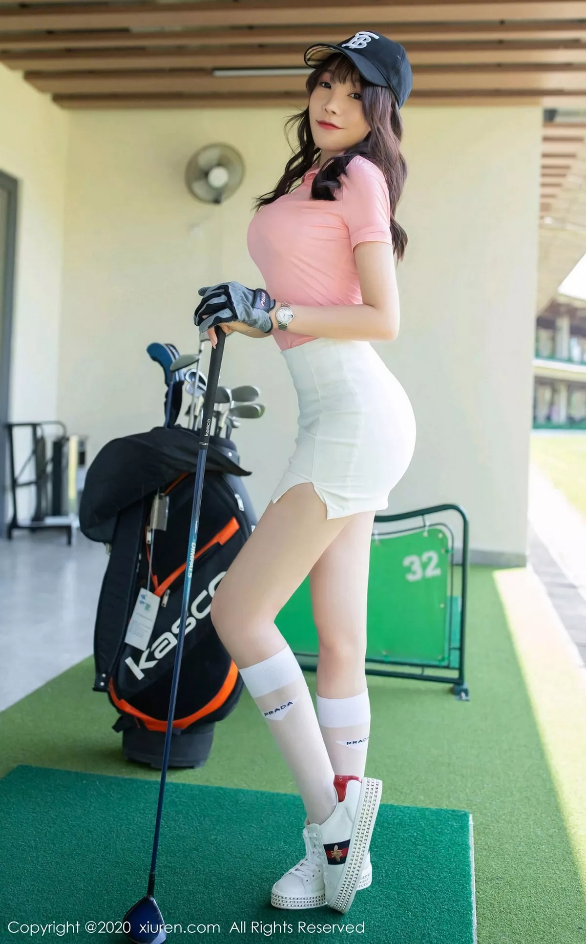 秀人集.com_[XiuRen秀人网]No.2091_女神芝芝Booty高尔夫主题户外半脱露性感内衣撩人诱惑写真103P