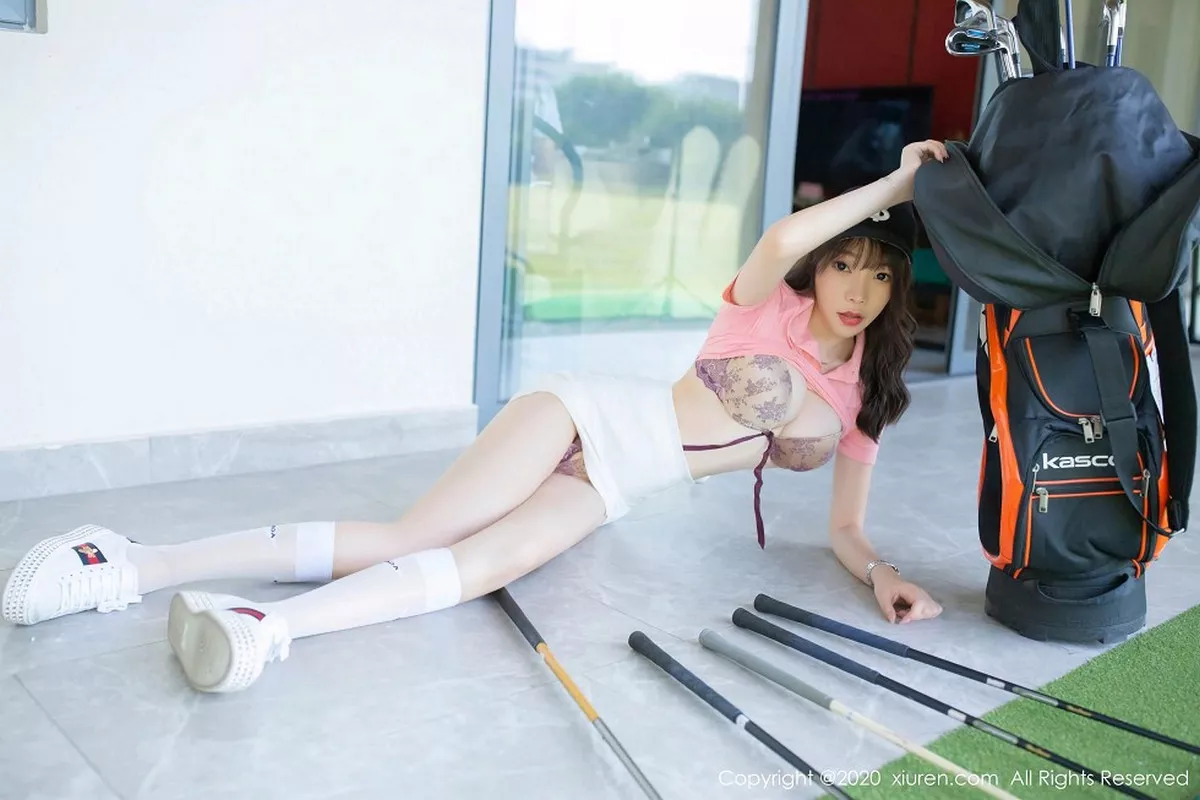 秀人集.com_[XiuRen秀人网]No.2091_女神芝芝Booty高尔夫主题户外半脱露性感内衣撩人诱惑写真103P