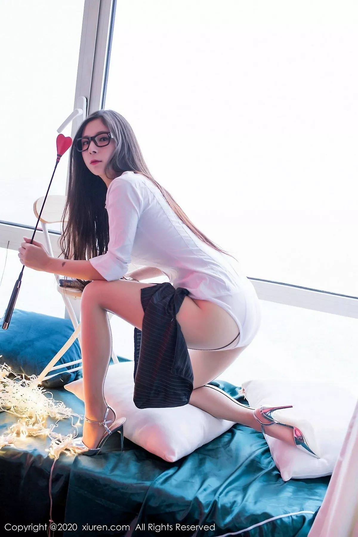 秀人集.com_[XiuRen秀人网]No.2092_嫩模小蛮腰lvy私房红色比基尼+白色缕空蕾丝内衣完美诱惑写真65P