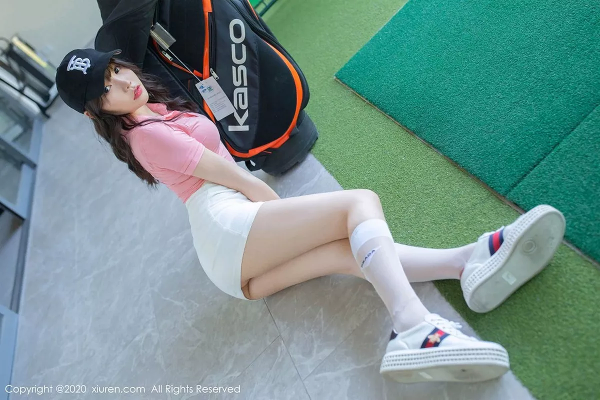 秀人集.com_[XiuRen秀人网]No.2091_女神芝芝Booty高尔夫主题户外半脱露性感内衣撩人诱惑写真103P